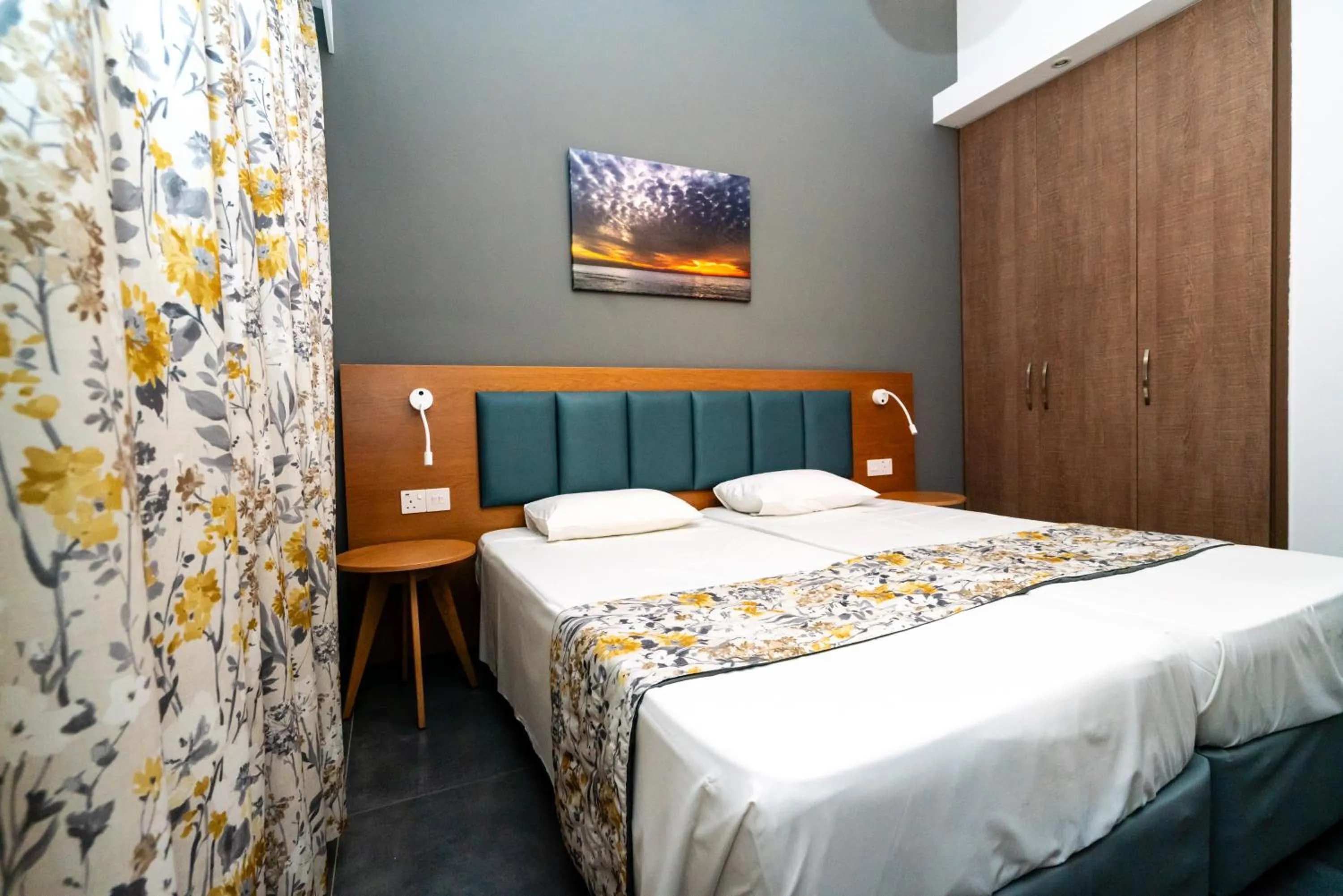 Bedroom, Bed in Helios Bay Hotel and Suites