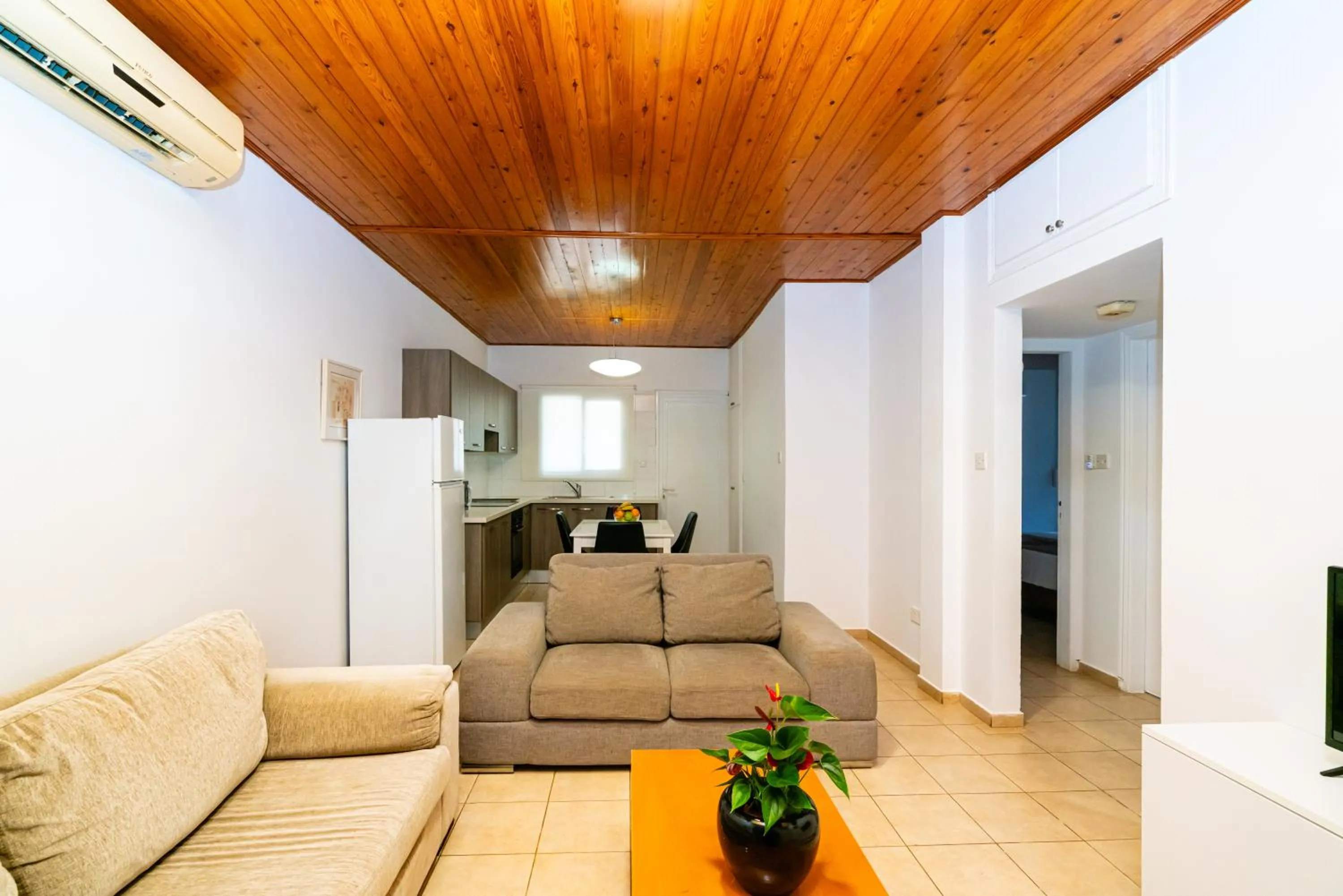 Living room in Helios Bay Hotel and Suites