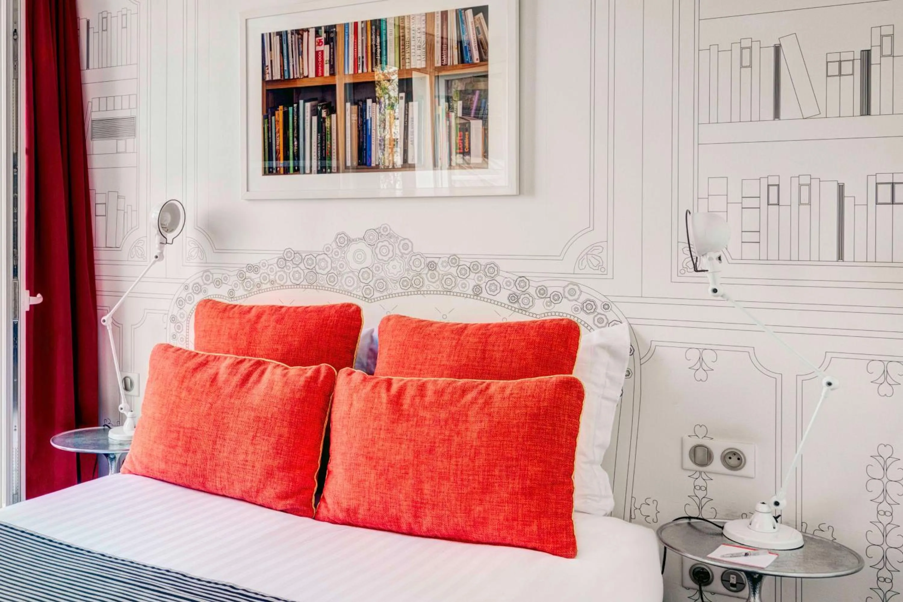 Bedroom in Hotel Joyce - Astotel