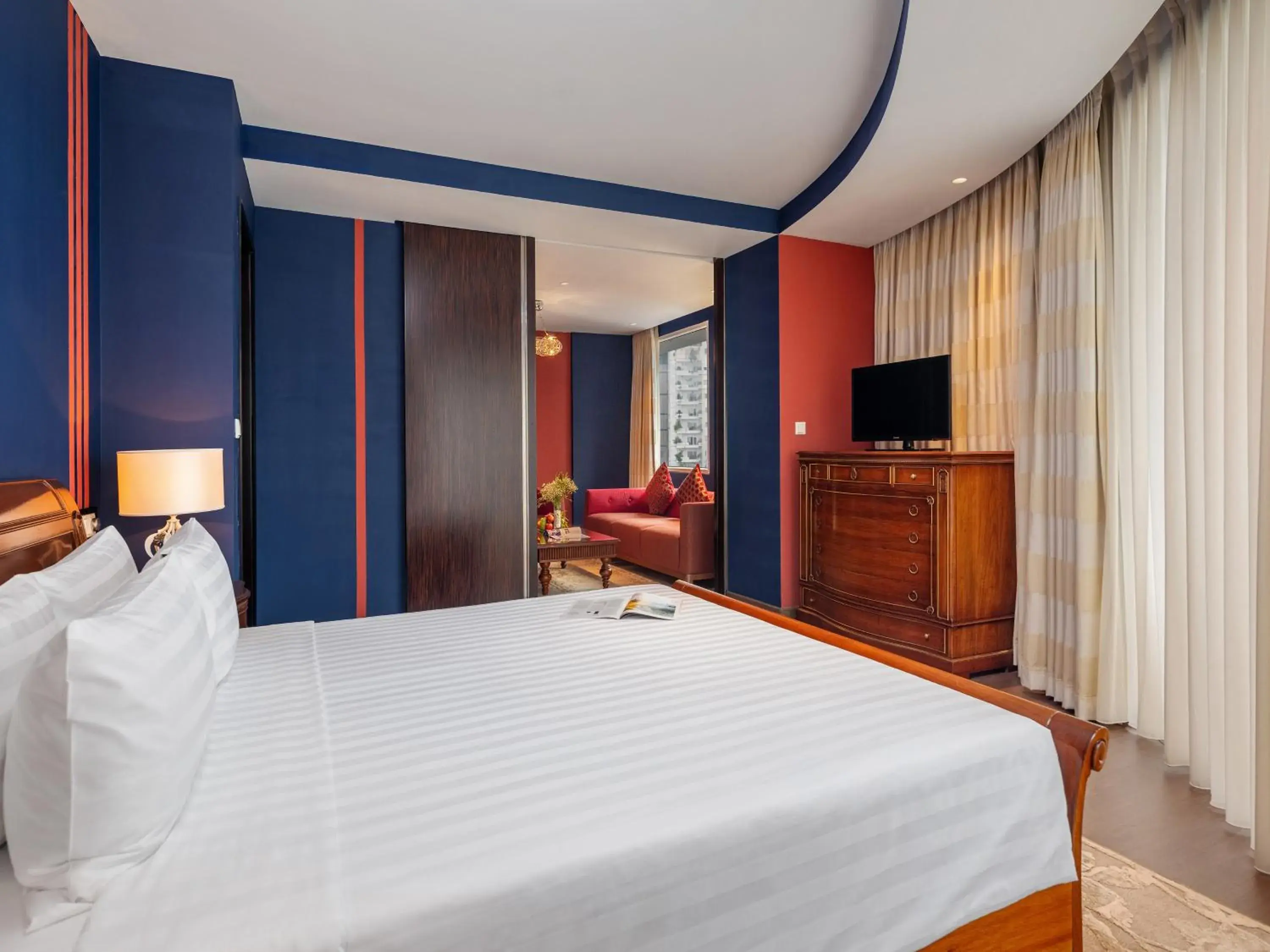 Bed in Palace Hotel Saigon Bed in Palace Hotel Saigon