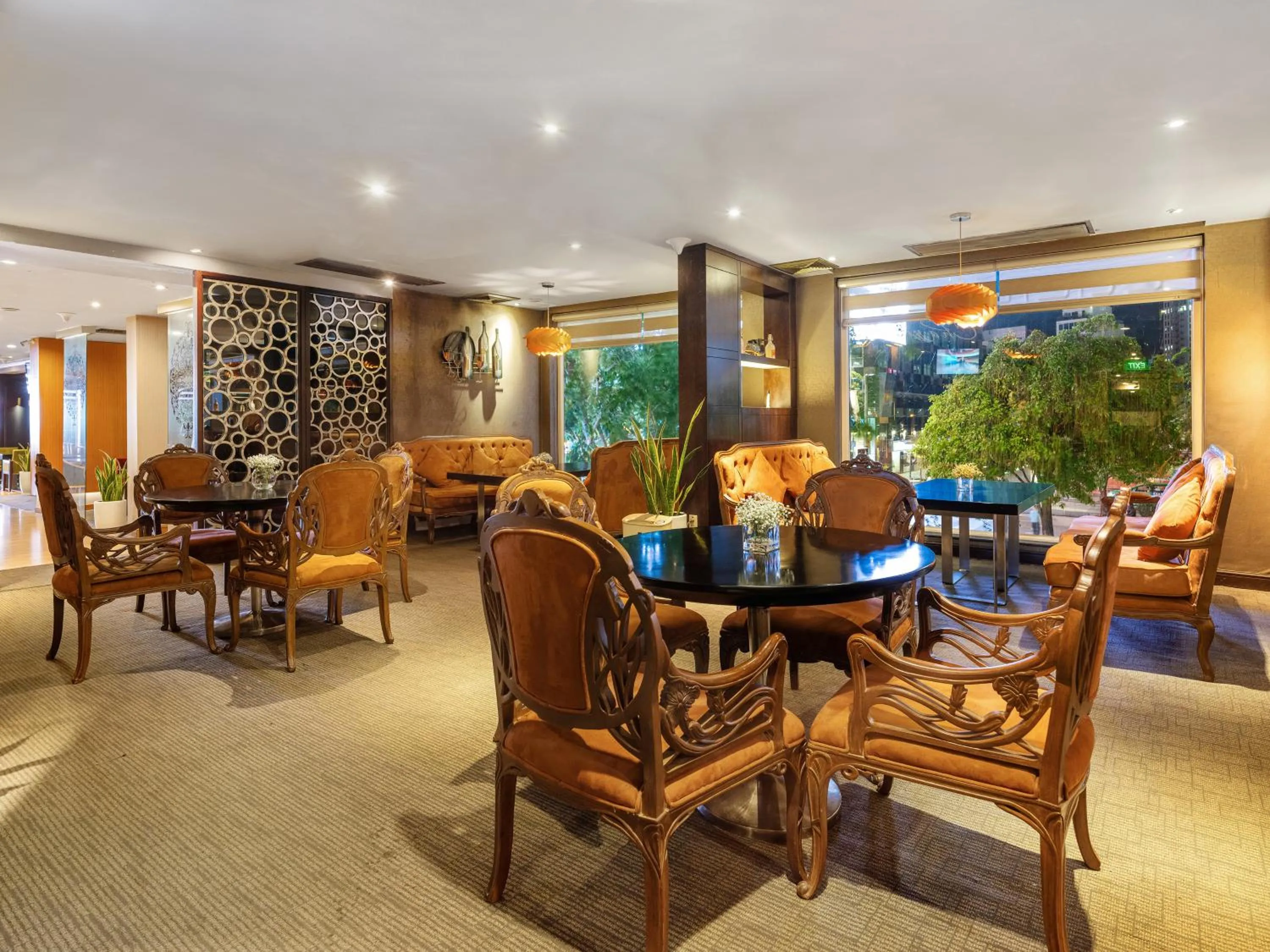 Dining area in Palace Hotel Saigon
