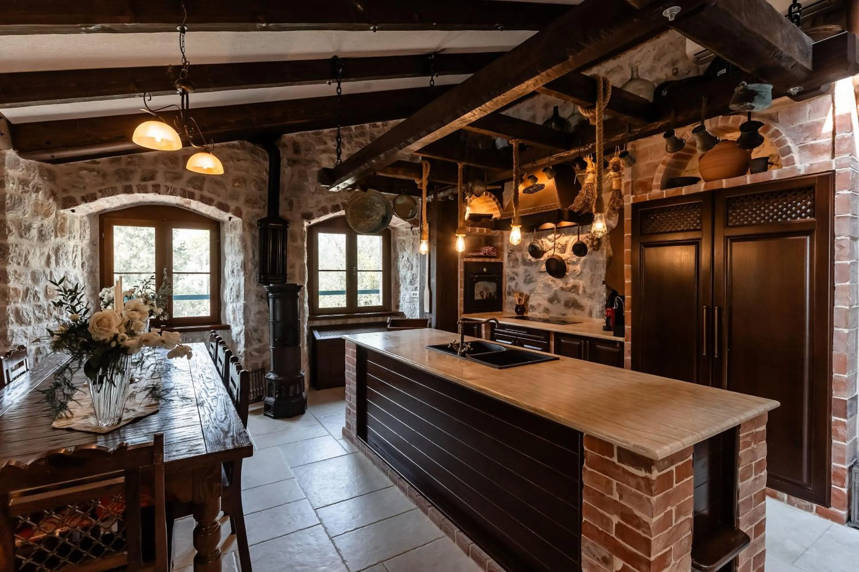 Kitchen or kitchenette in Talići Hill - Rustic Villas