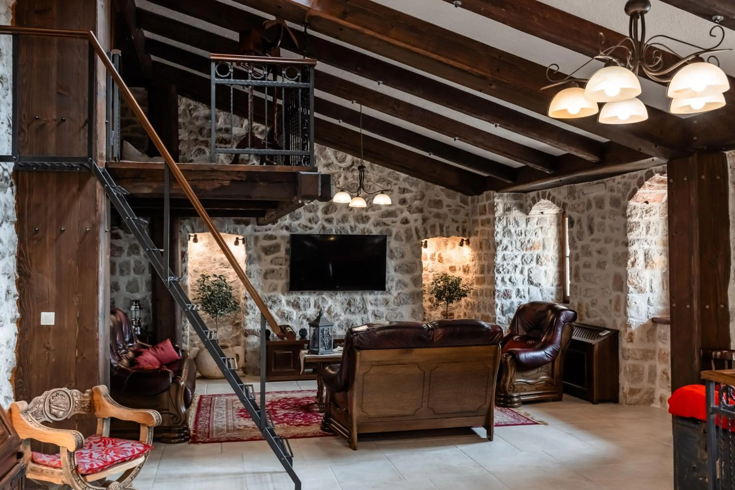 Communal lounge/ TV room in Talići Hill - Rustic Villas