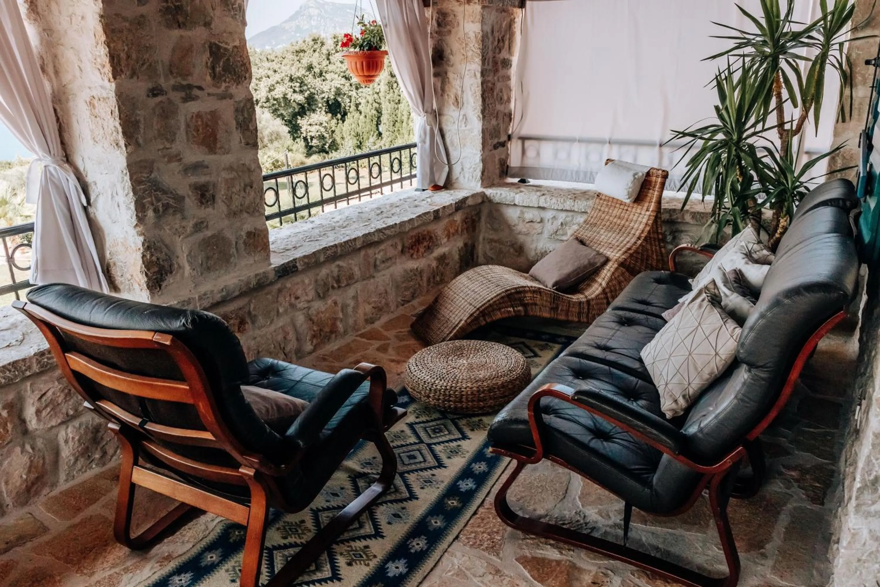 Patio in Talići Hill - Rustic Villas