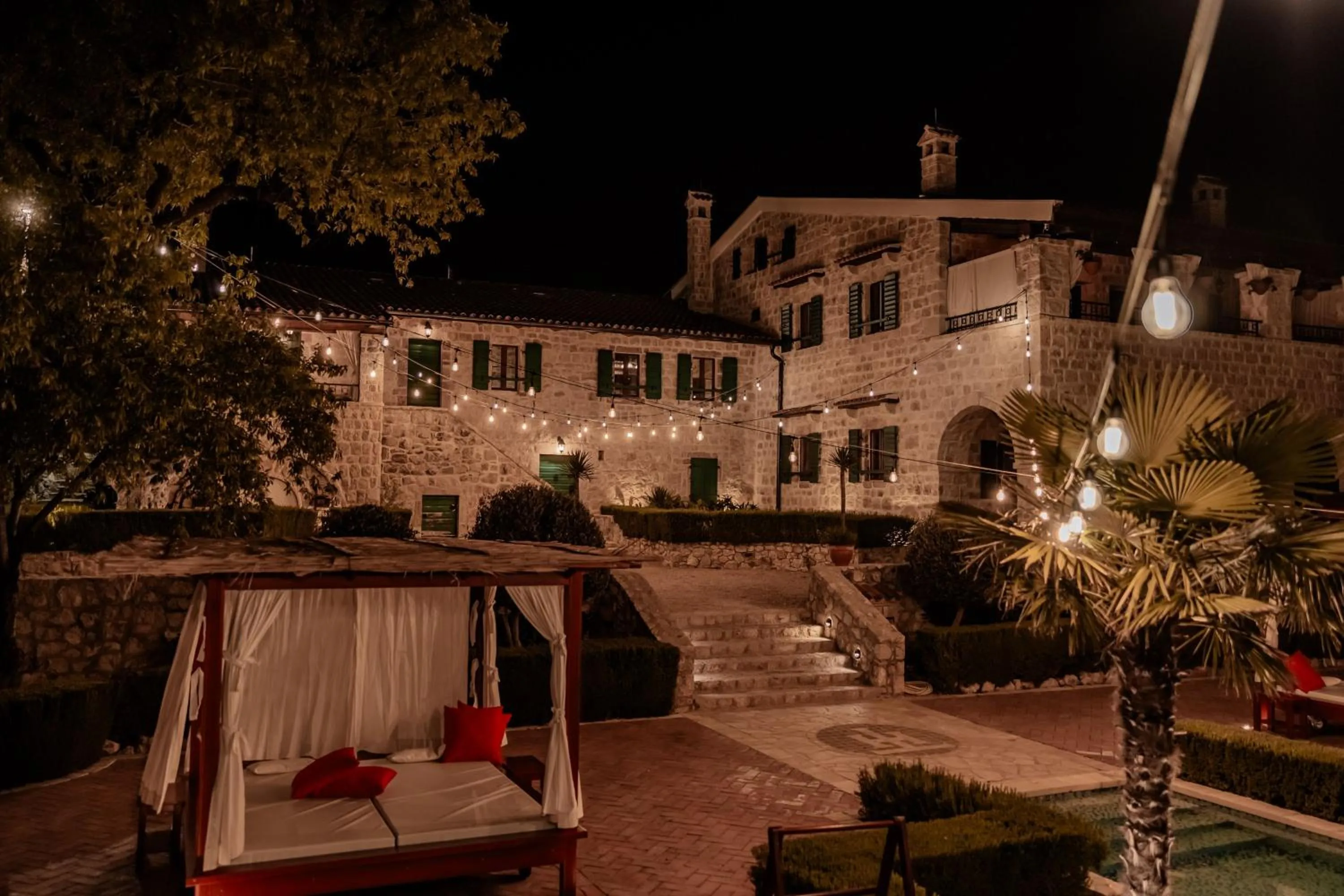 Property building in Talići Hill - Rustic Villas