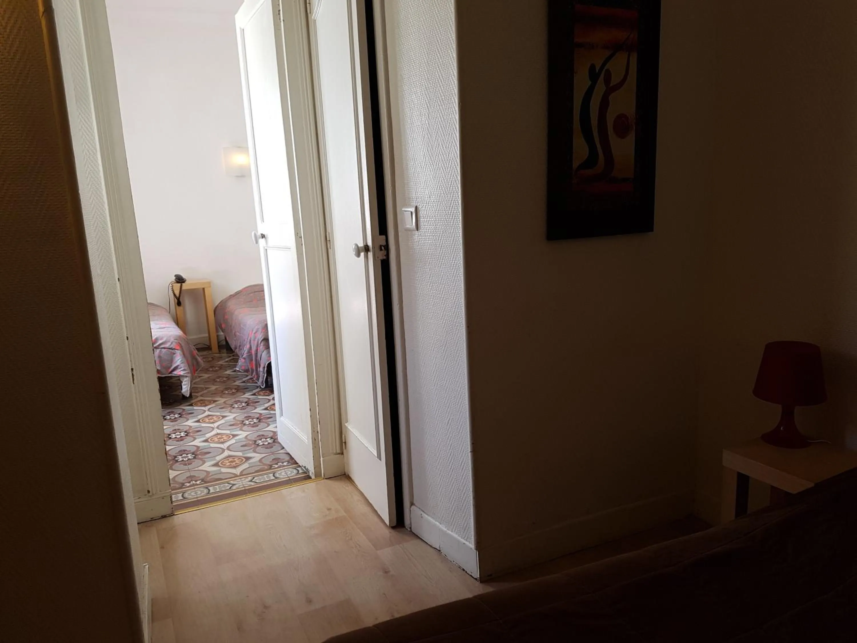 Hôtel Des Poètes avec parking sur réservation