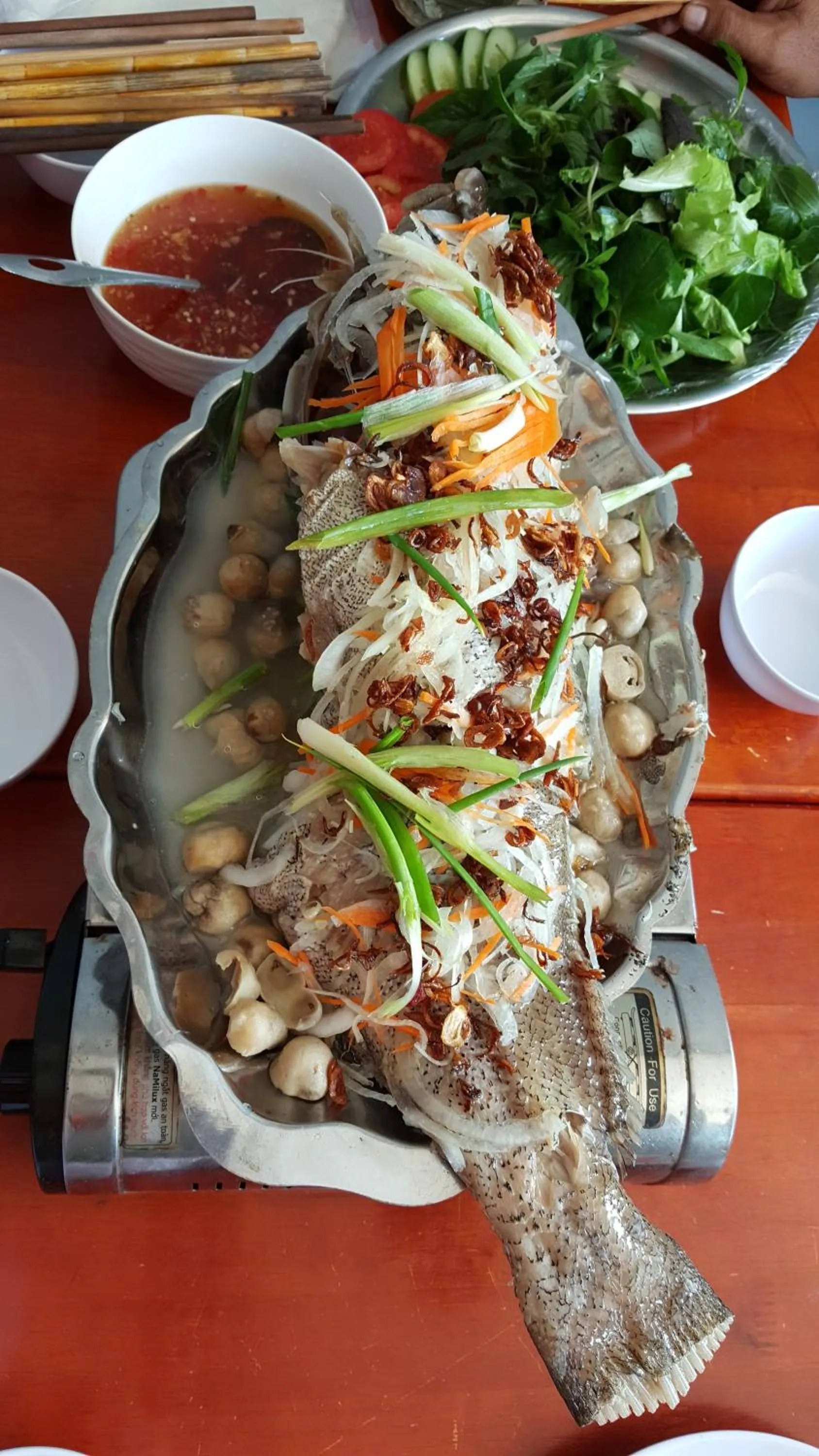 Food and drinks in Lien Thong Hotel