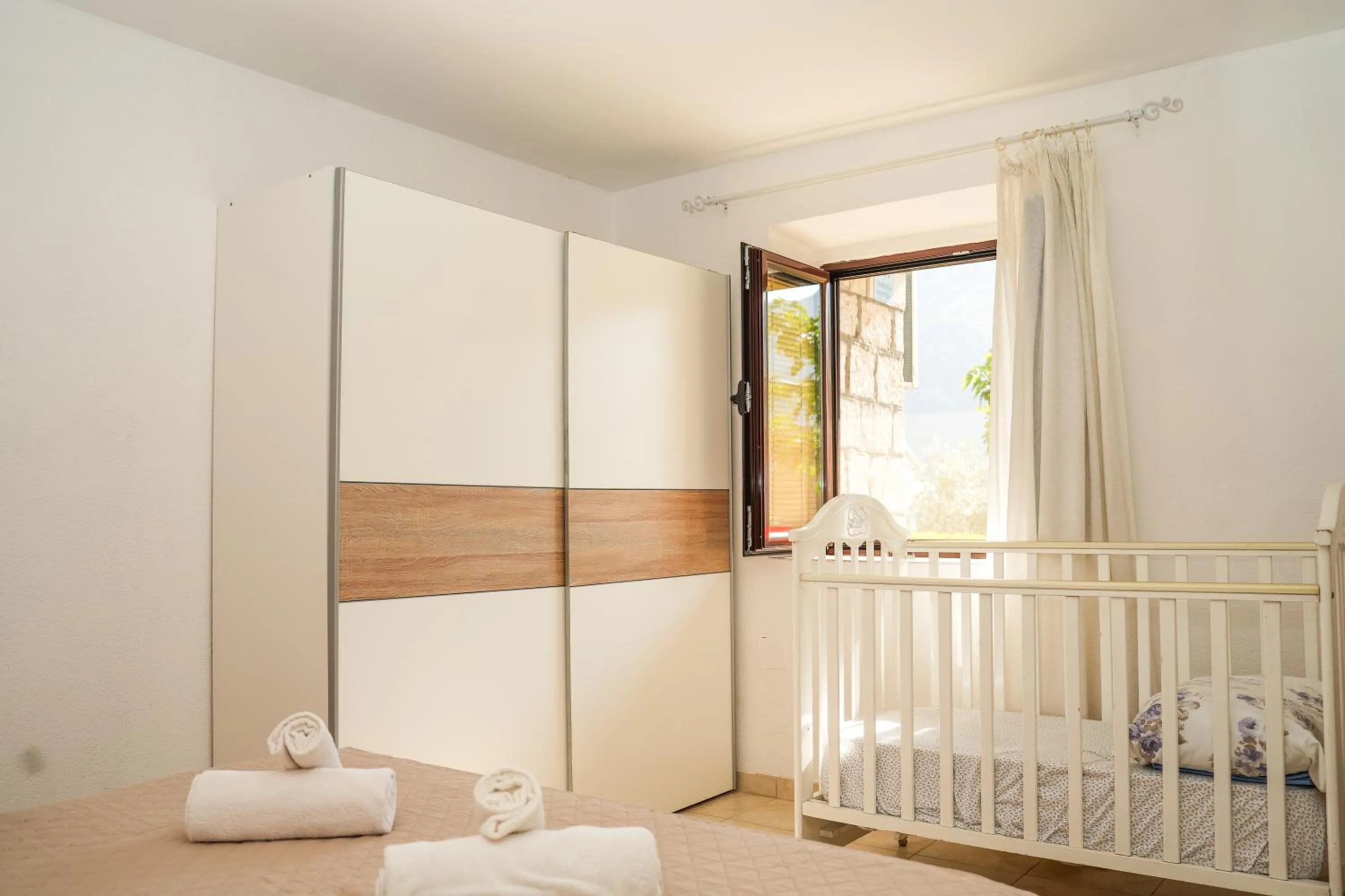 Bed in Apartments Bućin