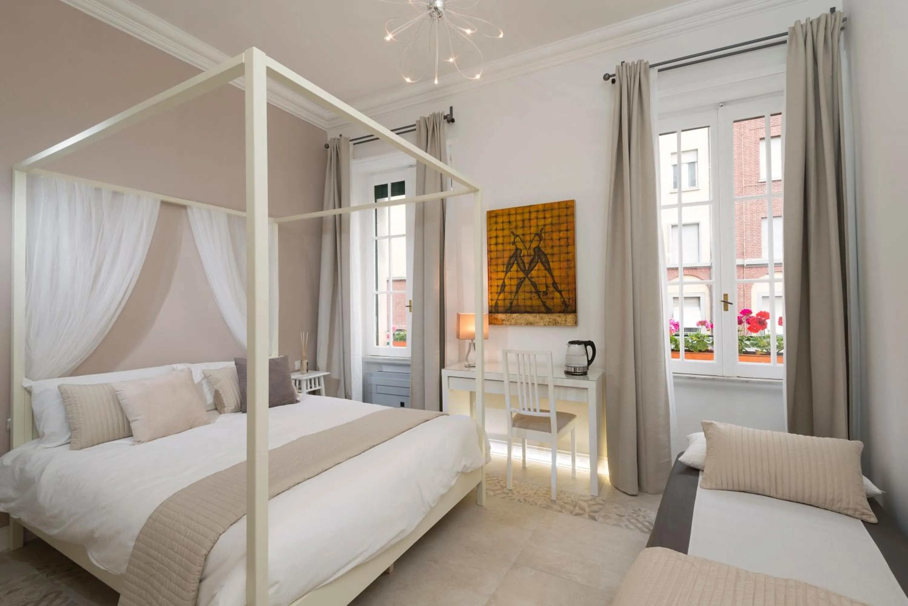 Day, Bed in Vaticanspace Rooms