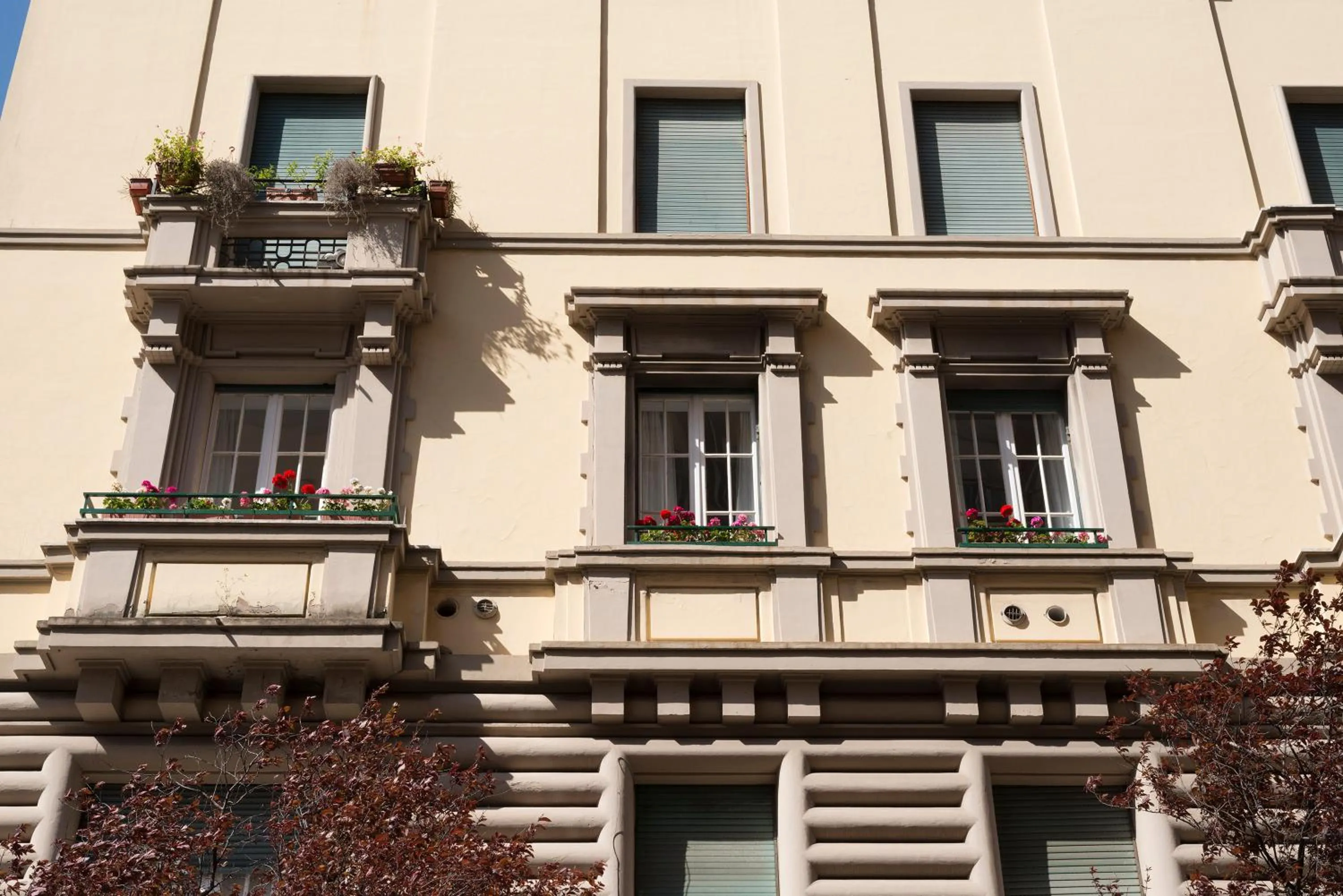 Property building in Vaticanspace Rooms