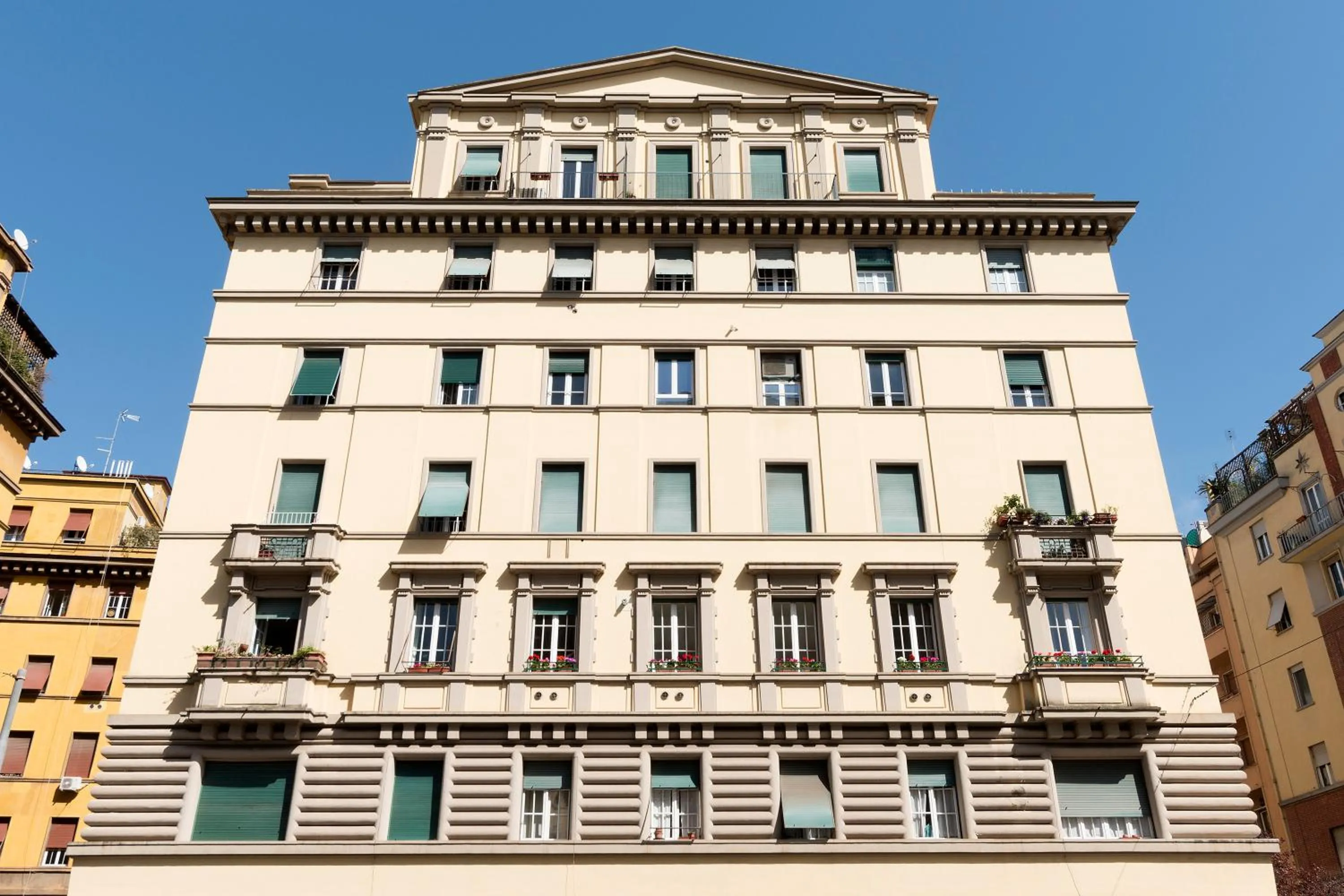 Property building in Vaticanspace Rooms