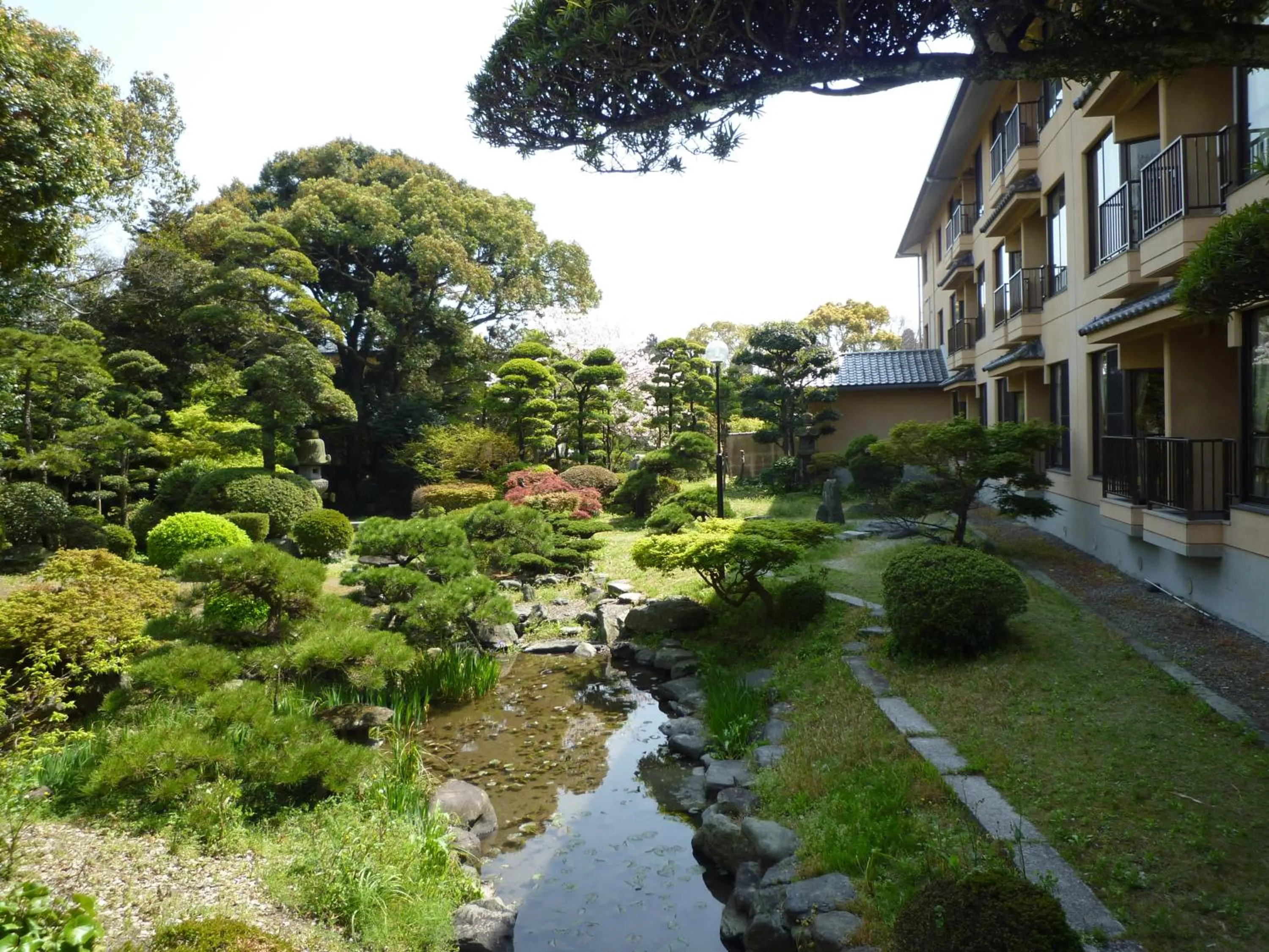 Garden in Yanagawa Hakuryuso