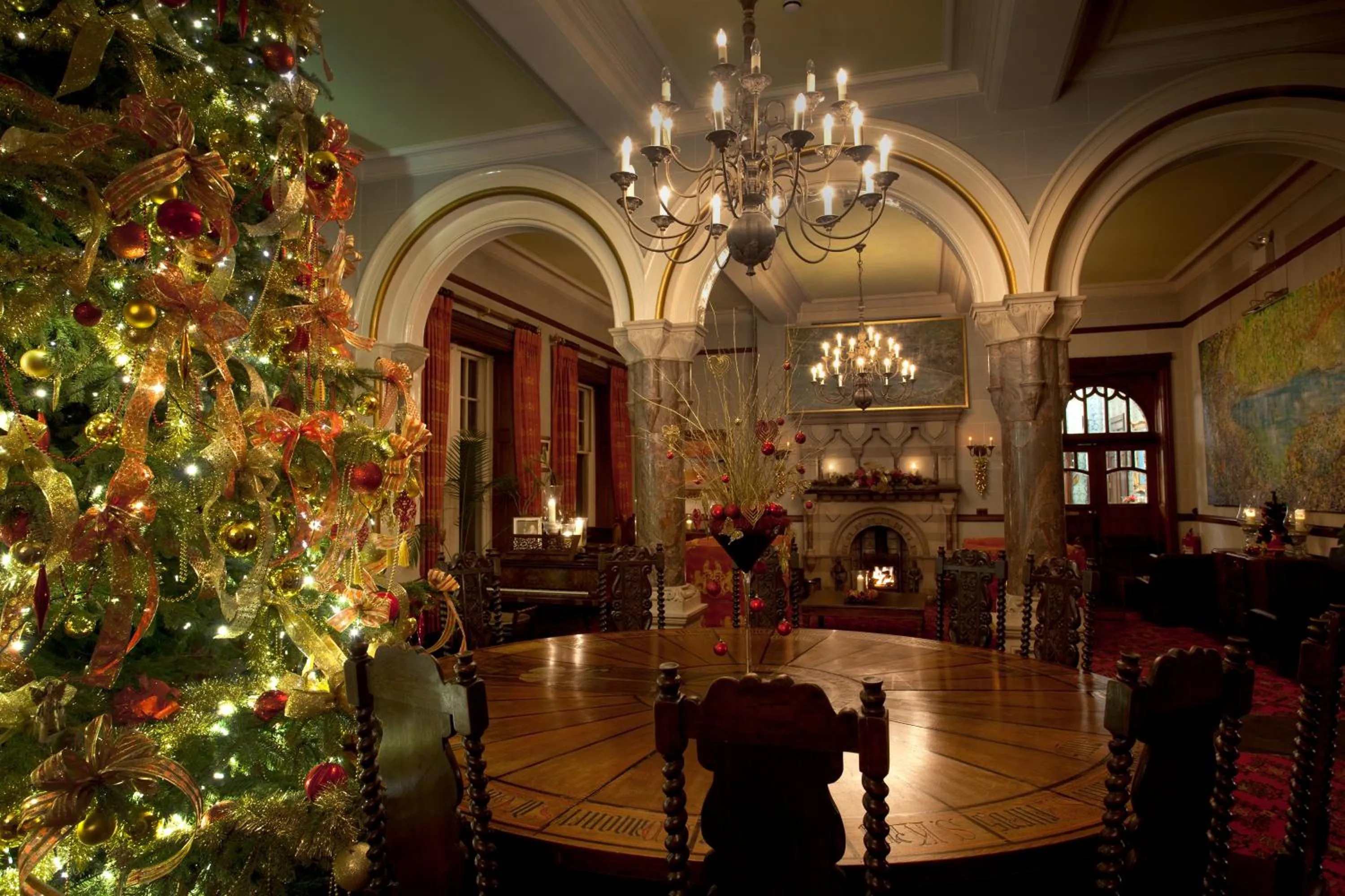 Lounge or bar in Camelot Castle Hotel