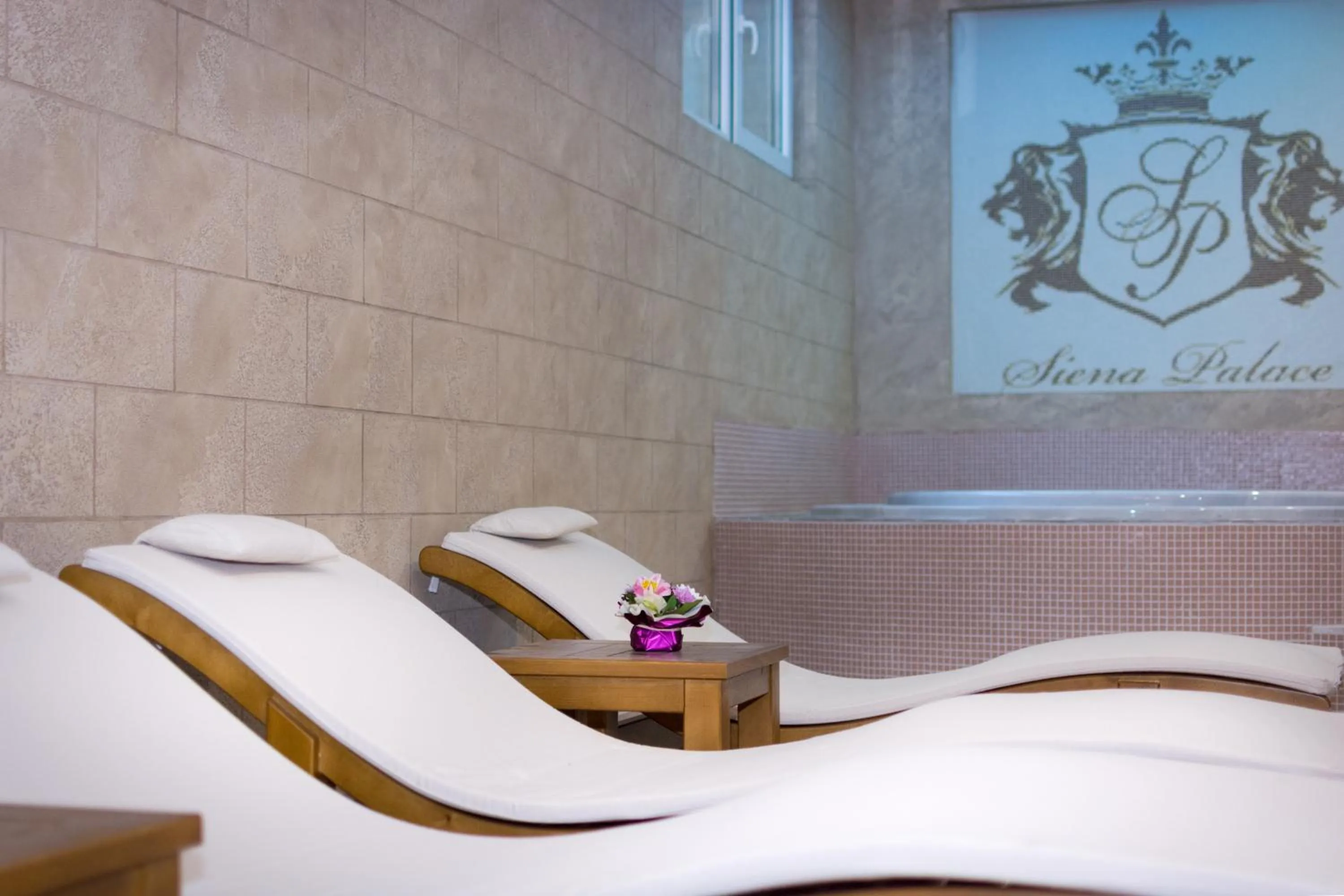 Spa and wellness centre/facilities, Bed in Siena Palace