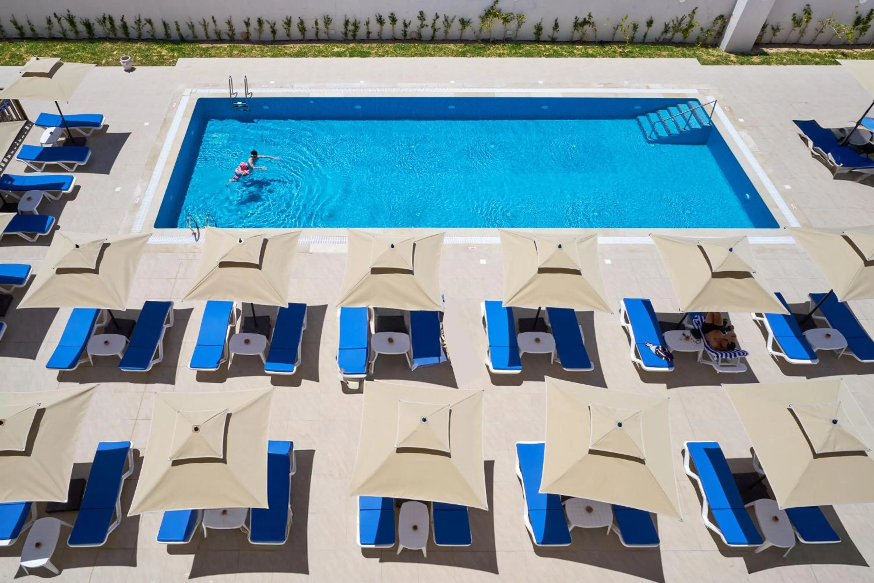Pool view in TUI SUNEO Palm Beach Skanes - All Inclusive