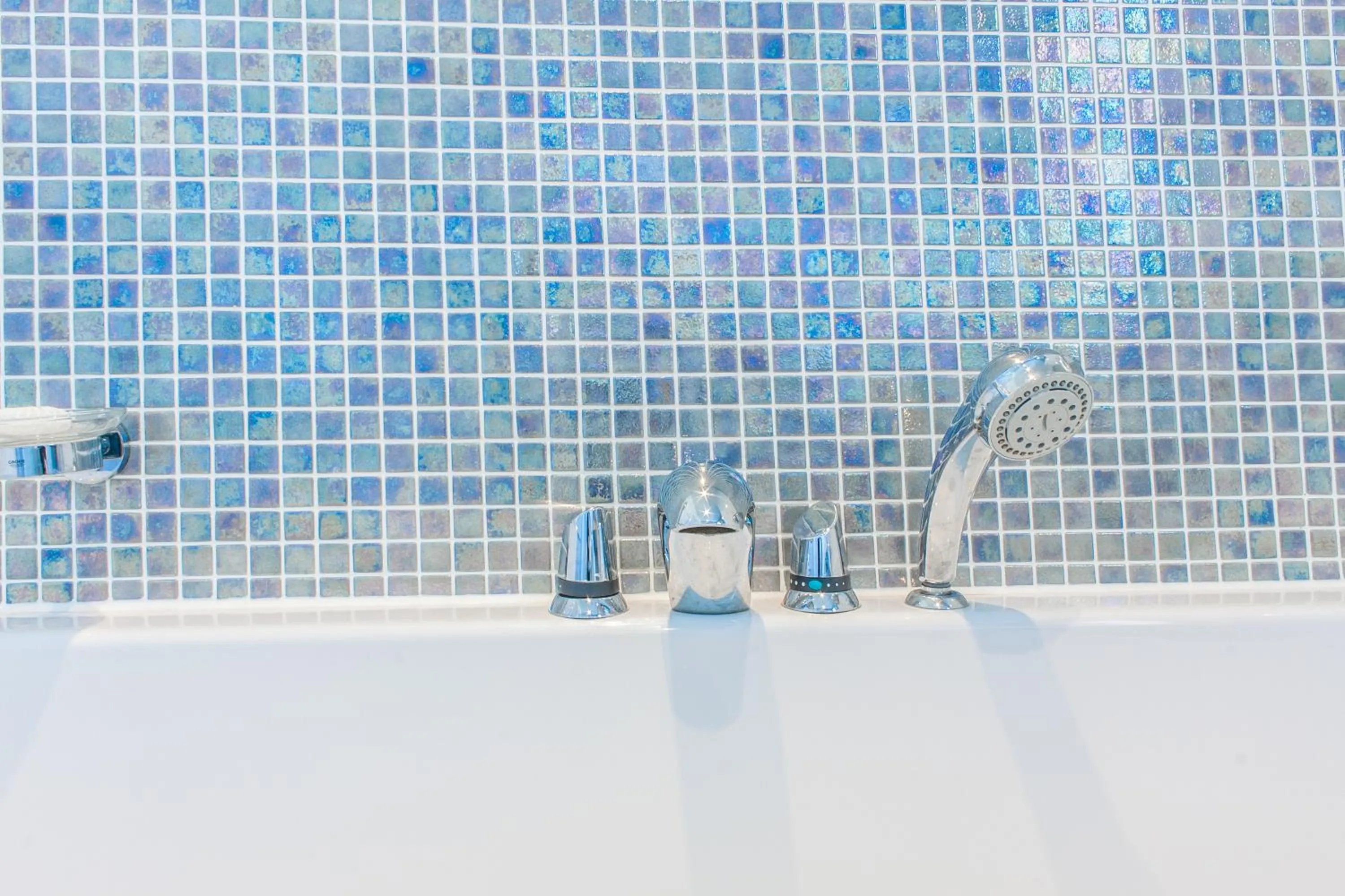 Bathroom in The Salutation Inn