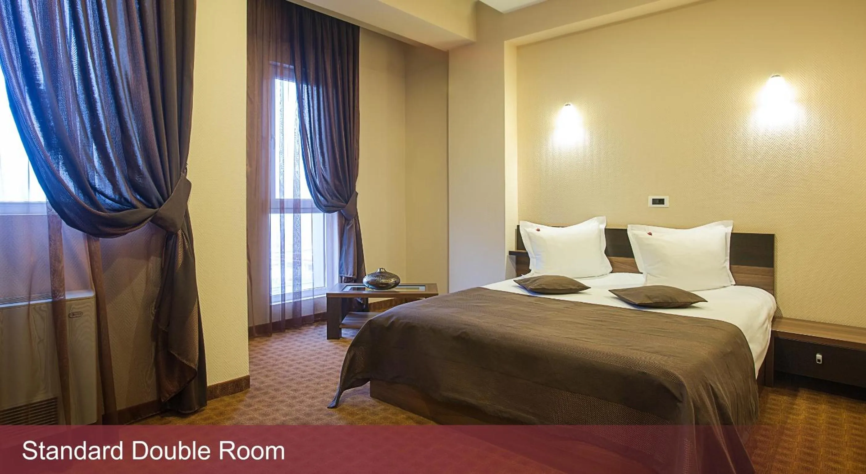 Bedroom, Bed in INTER BUSINESS Bucharest