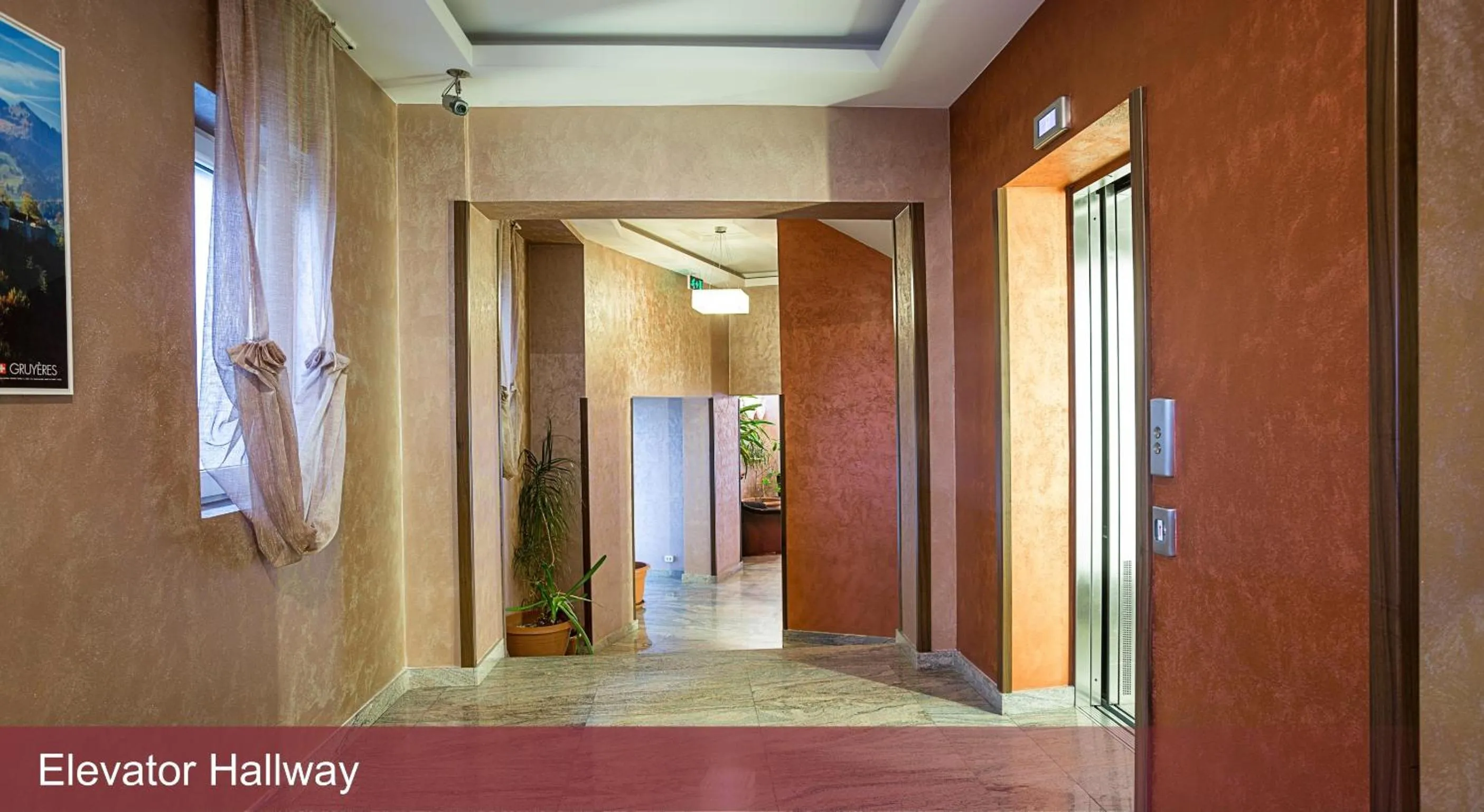 Lobby or reception in INTER BUSINESS Bucharest