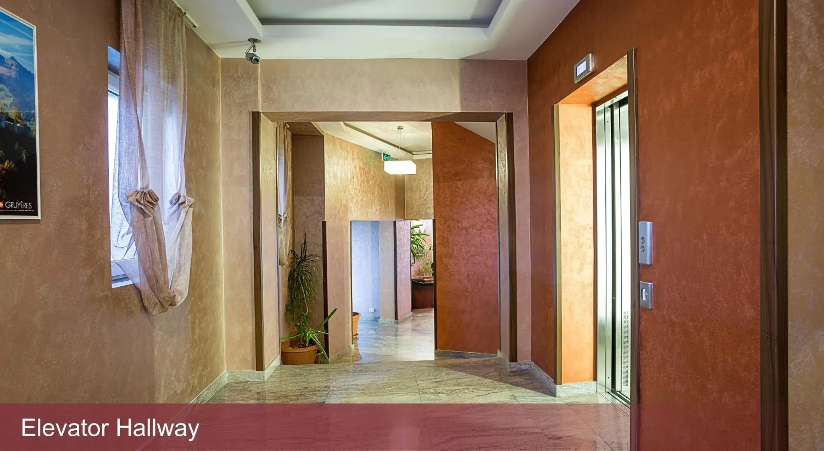 Lobby or reception in INTER BUSINESS Bucharest Lobby or reception in INTER BUSINESS Bucharest