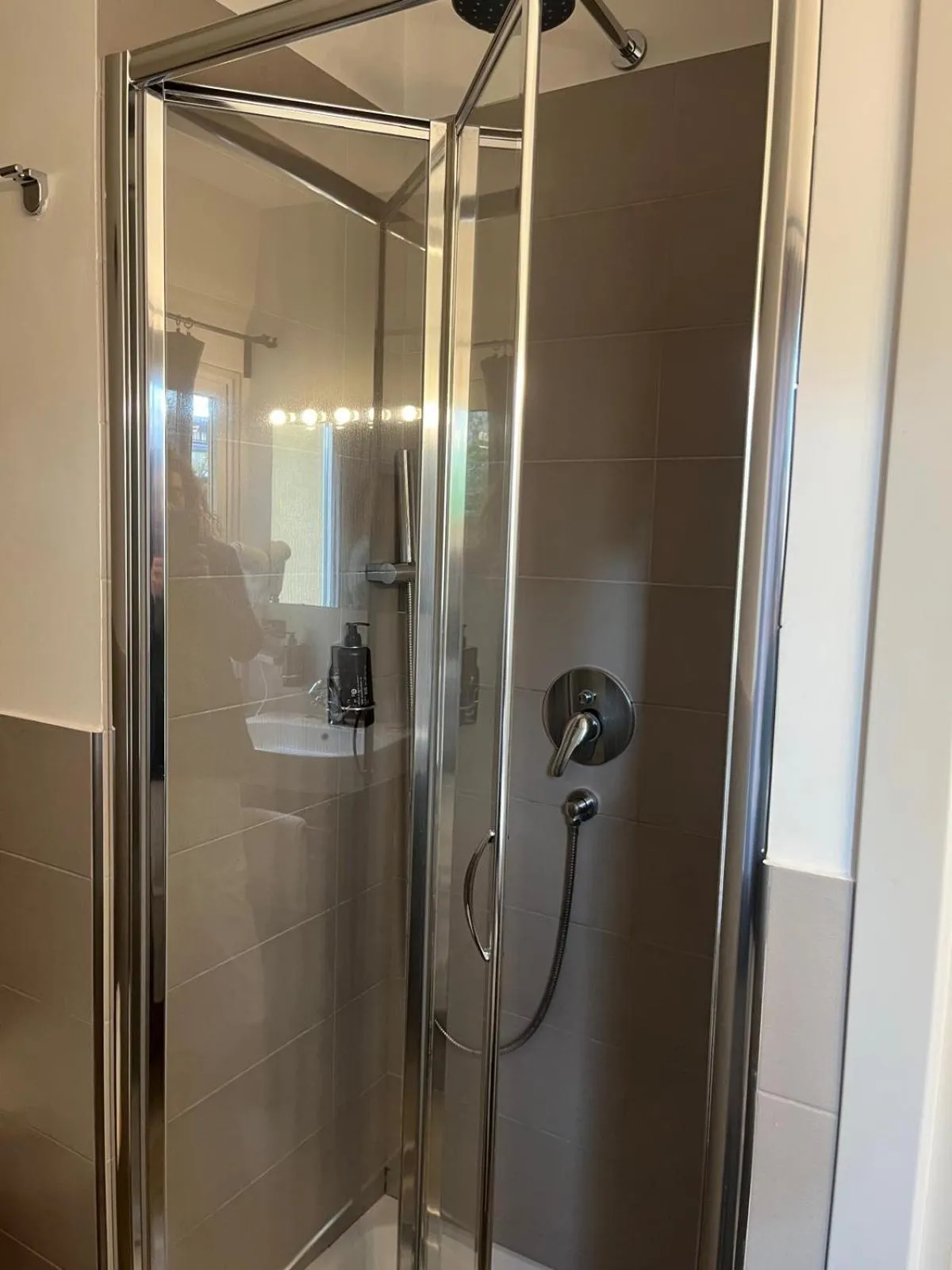 Shower in Giuturna Boutique Hotel