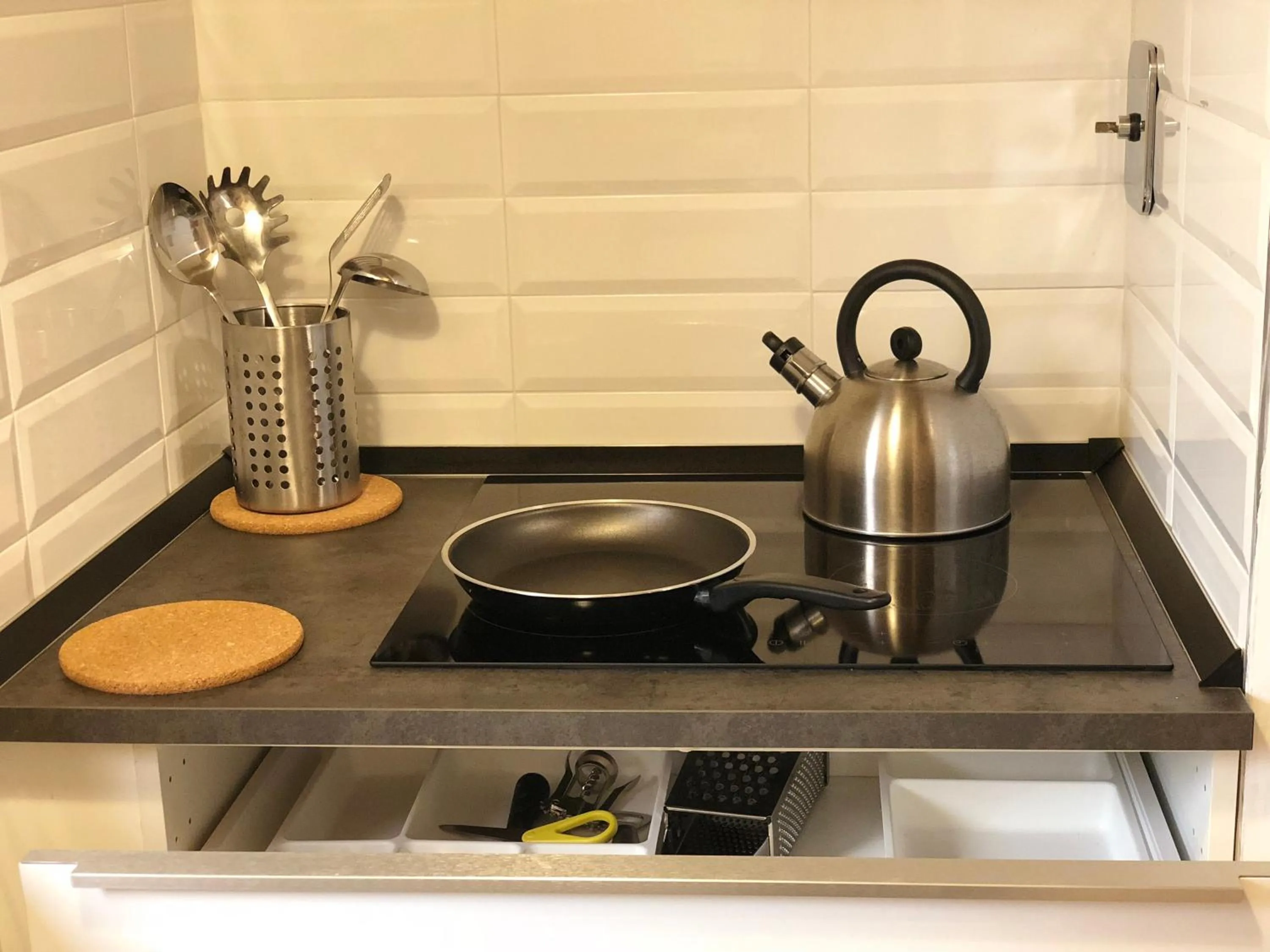 Food and drinks in Giuturna Boutique Hotel