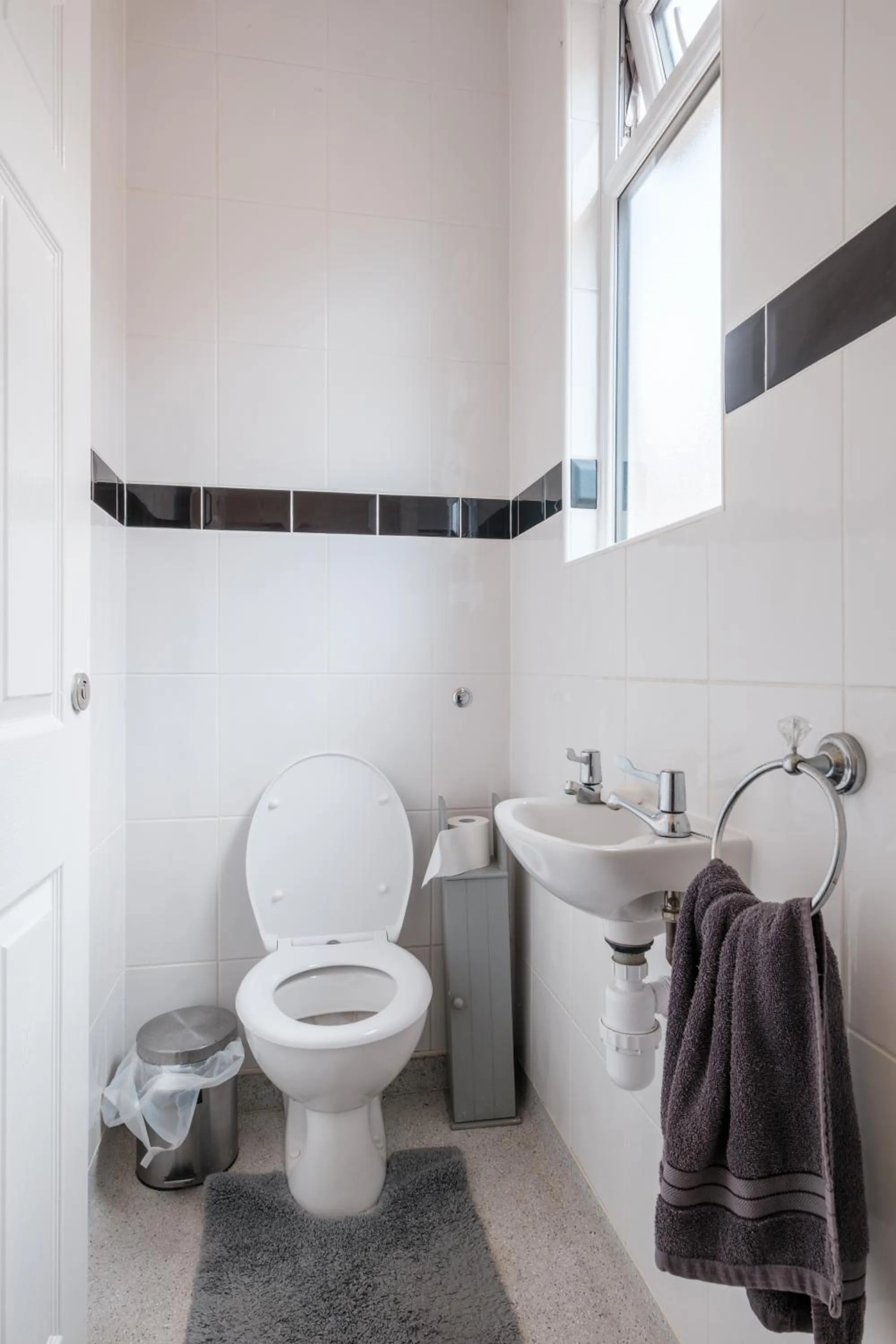 Bathroom in OYO The Pickering Park Hotel