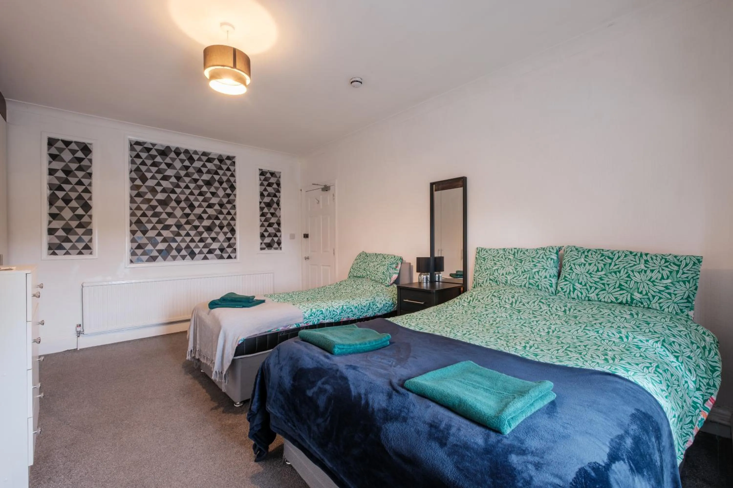 Bedroom, Bed in OYO The Pickering Park Hotel