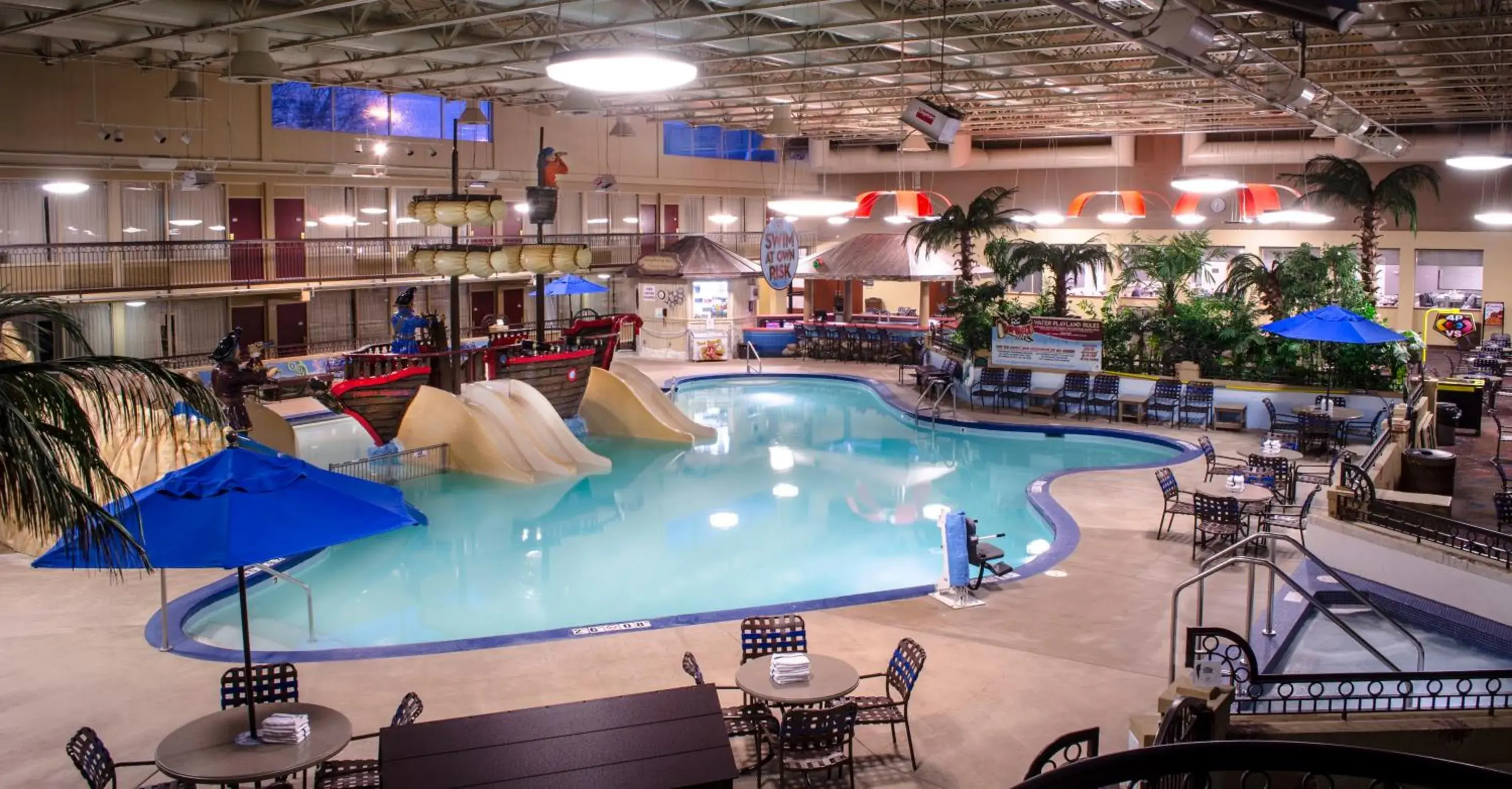 Swimming pool in Holiday Inn Fargo by IHG Swimming pool in Holiday Inn Fargo by IHG