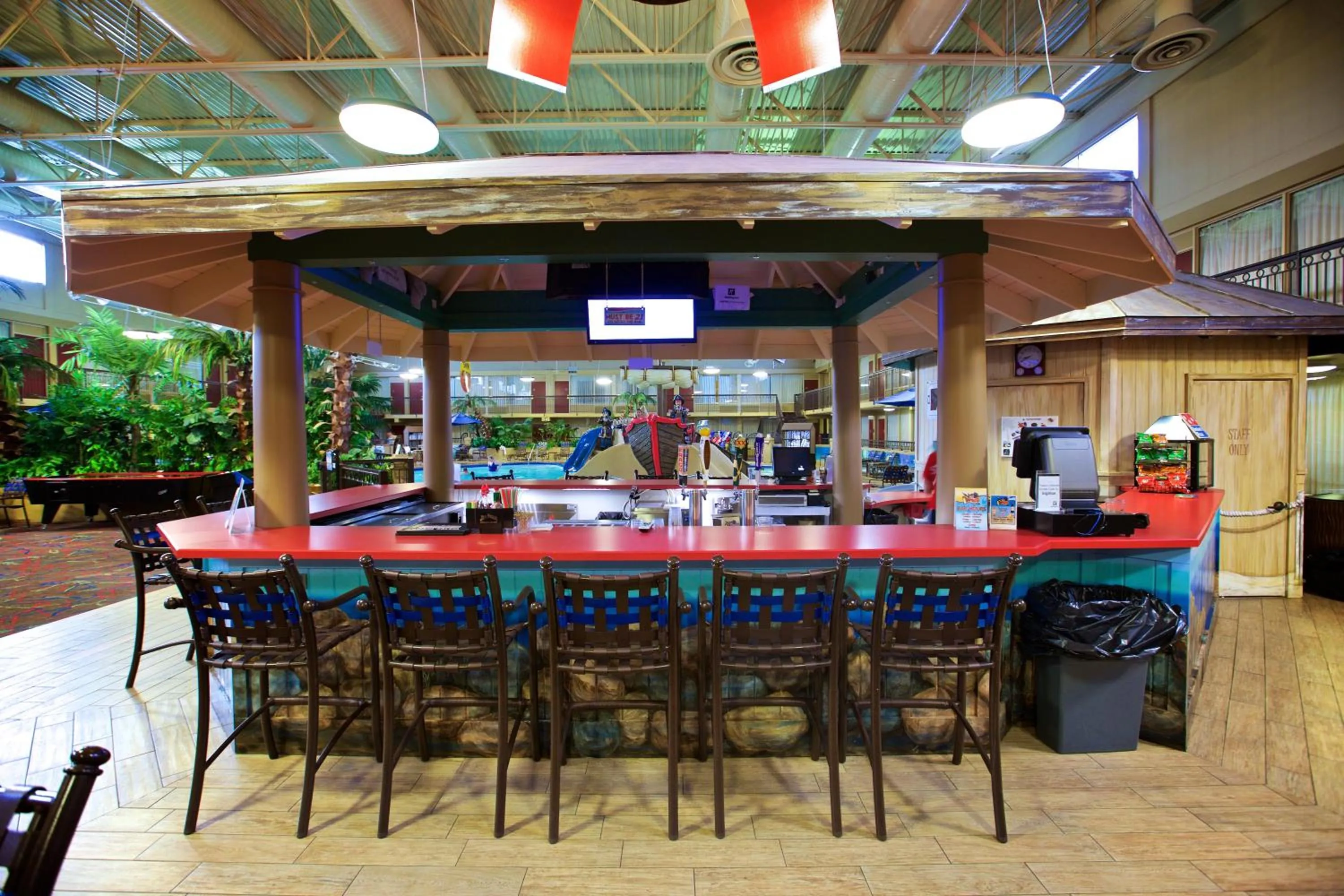 Swimming pool in Holiday Inn Fargo by IHG