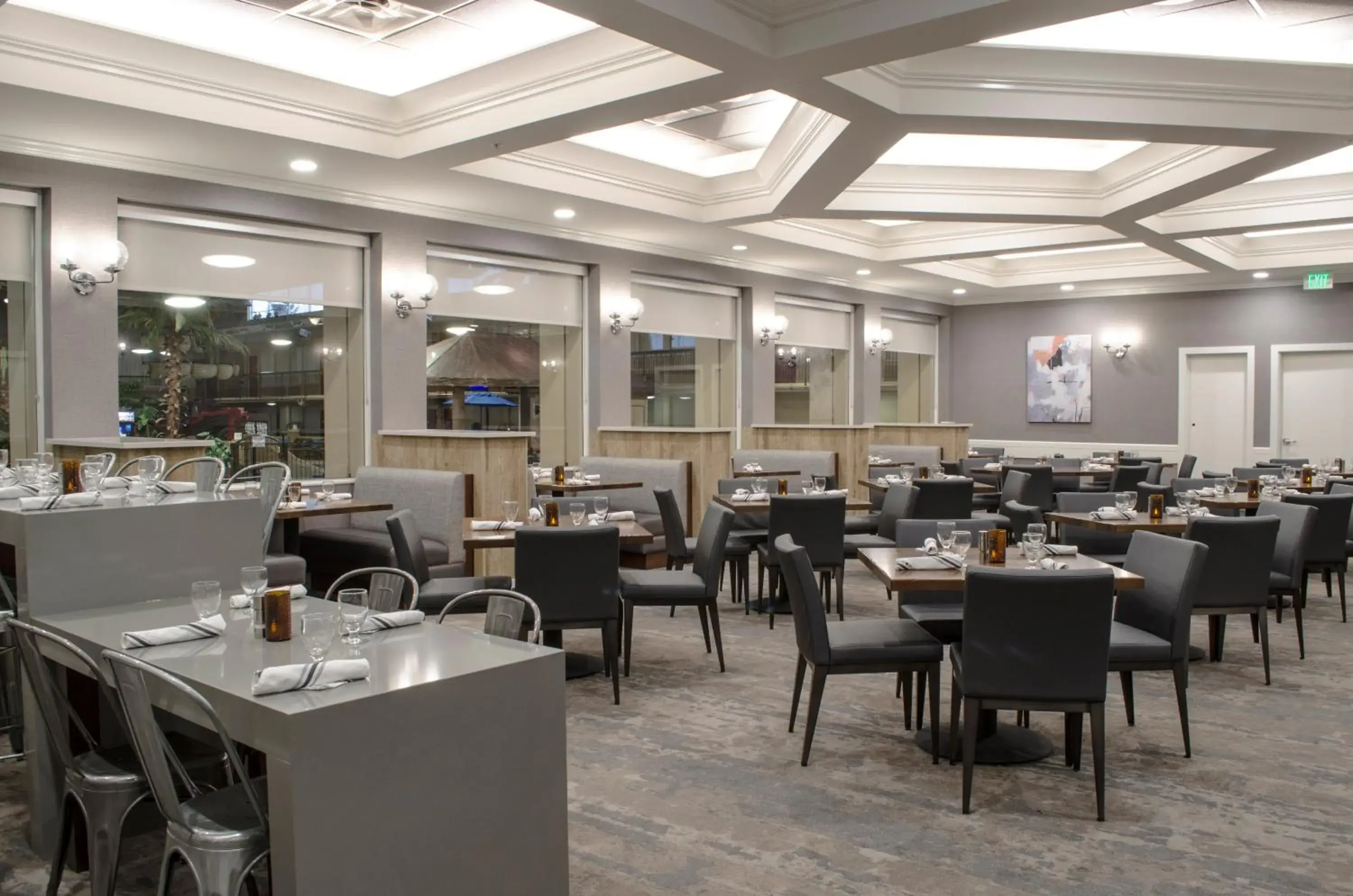 Restaurant/places to eat in Holiday Inn Fargo by IHG Restaurant/places to eat in Holiday Inn Fargo by IHG