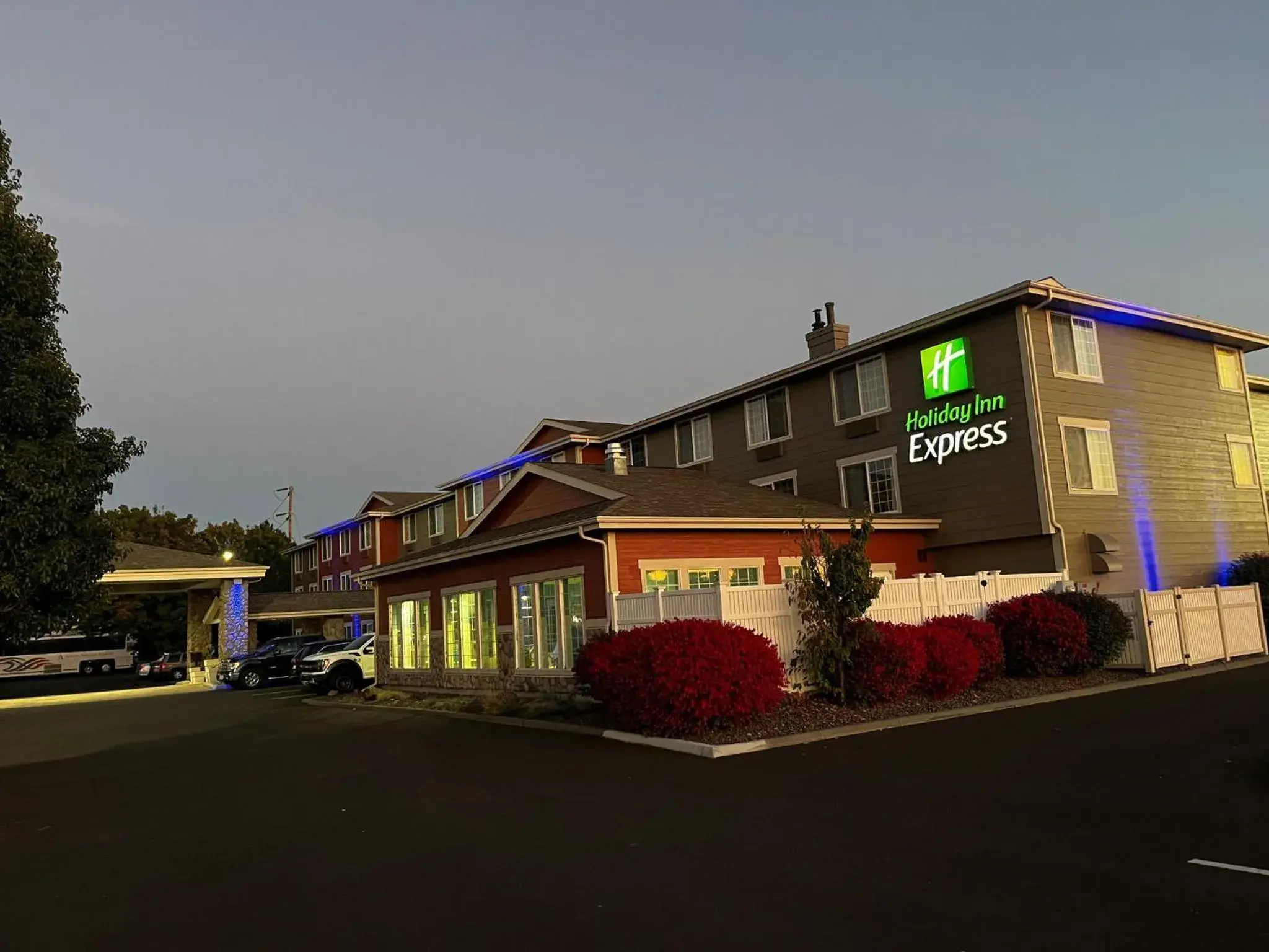 Property building in Holiday Inn Express Walla Walla by IHG Property building in Holiday Inn Express Walla Walla by IHG