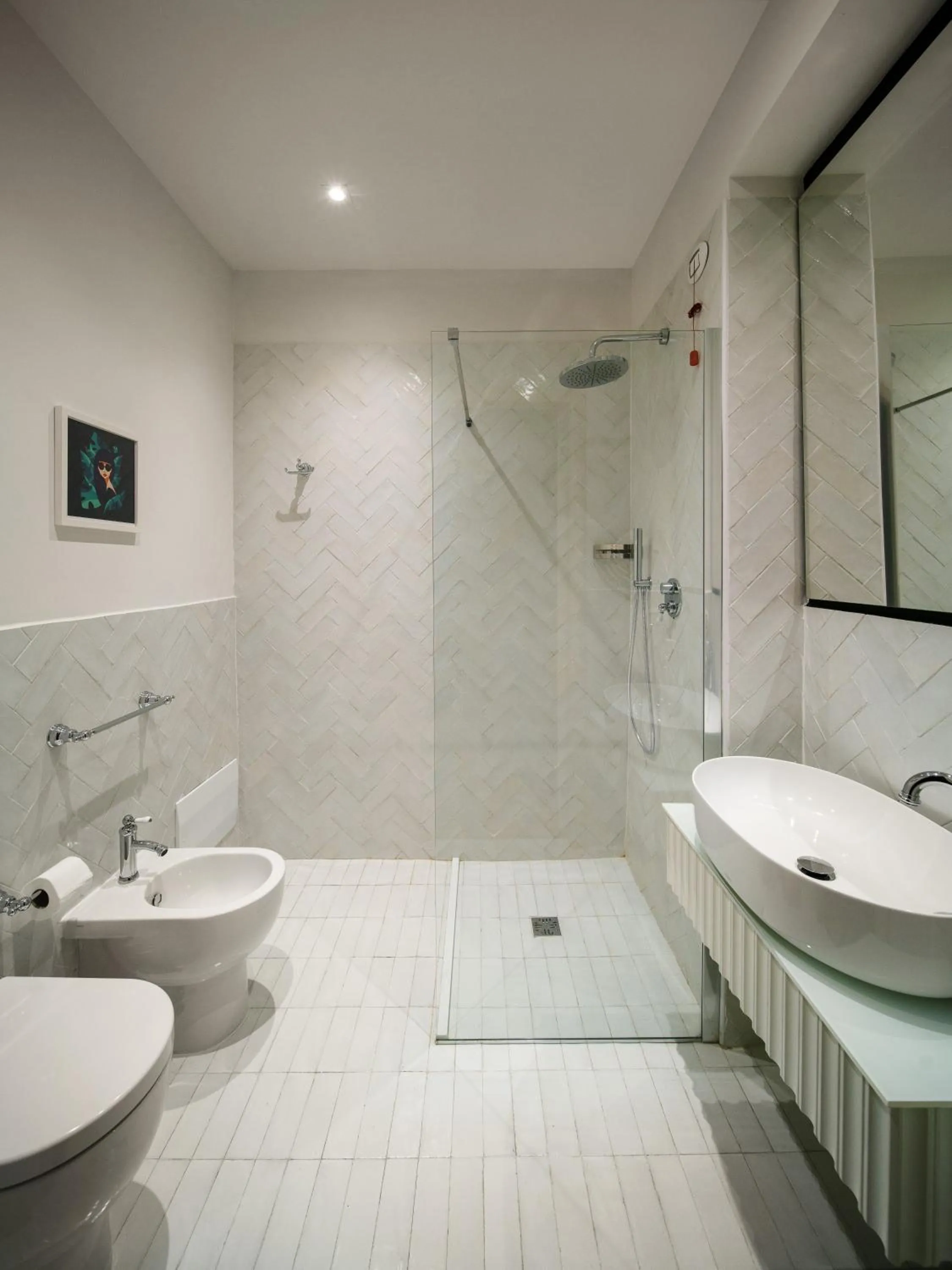 Shower in Birkin Porto 1870