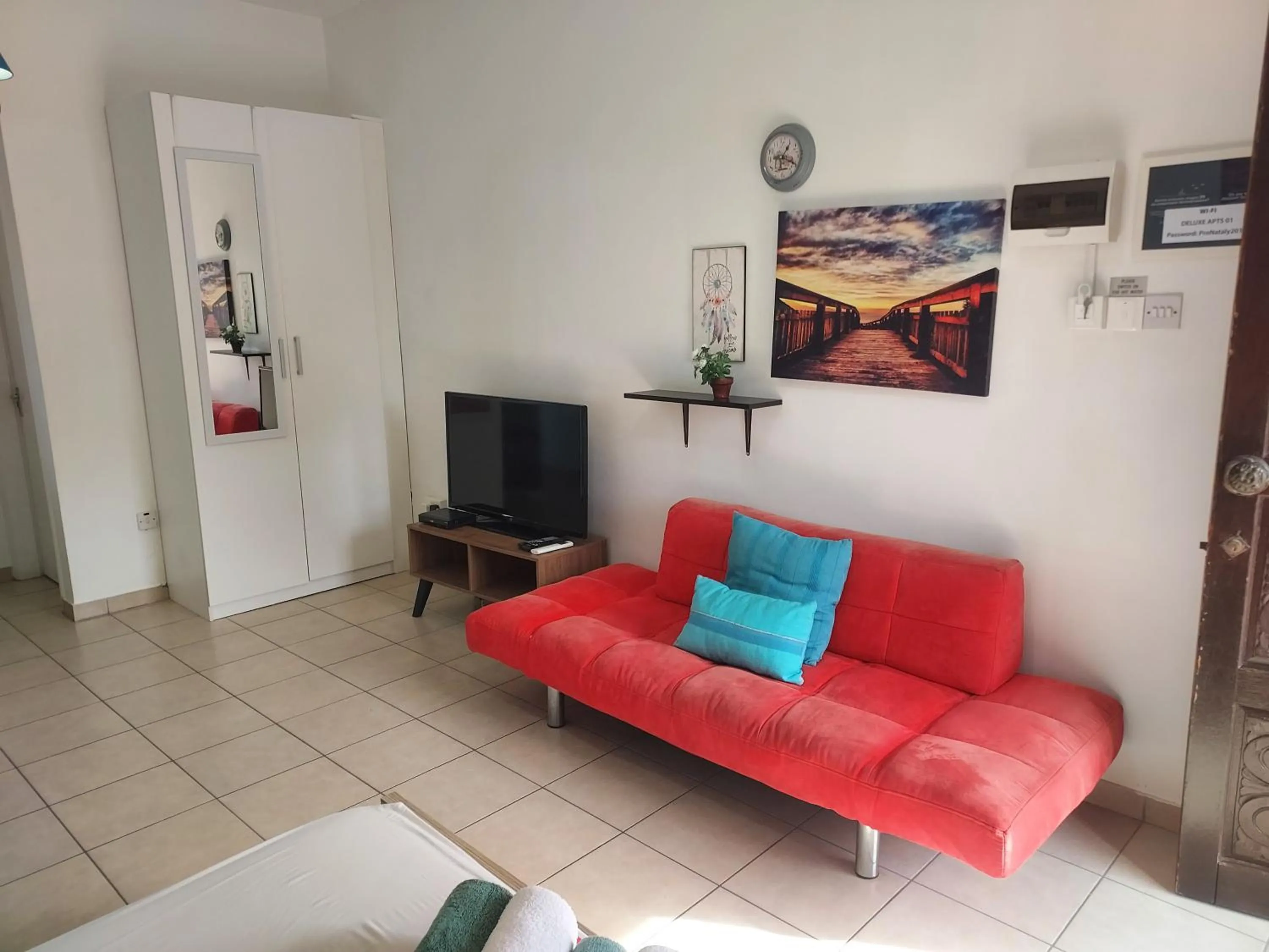 TV and multimedia in Sea Apartments