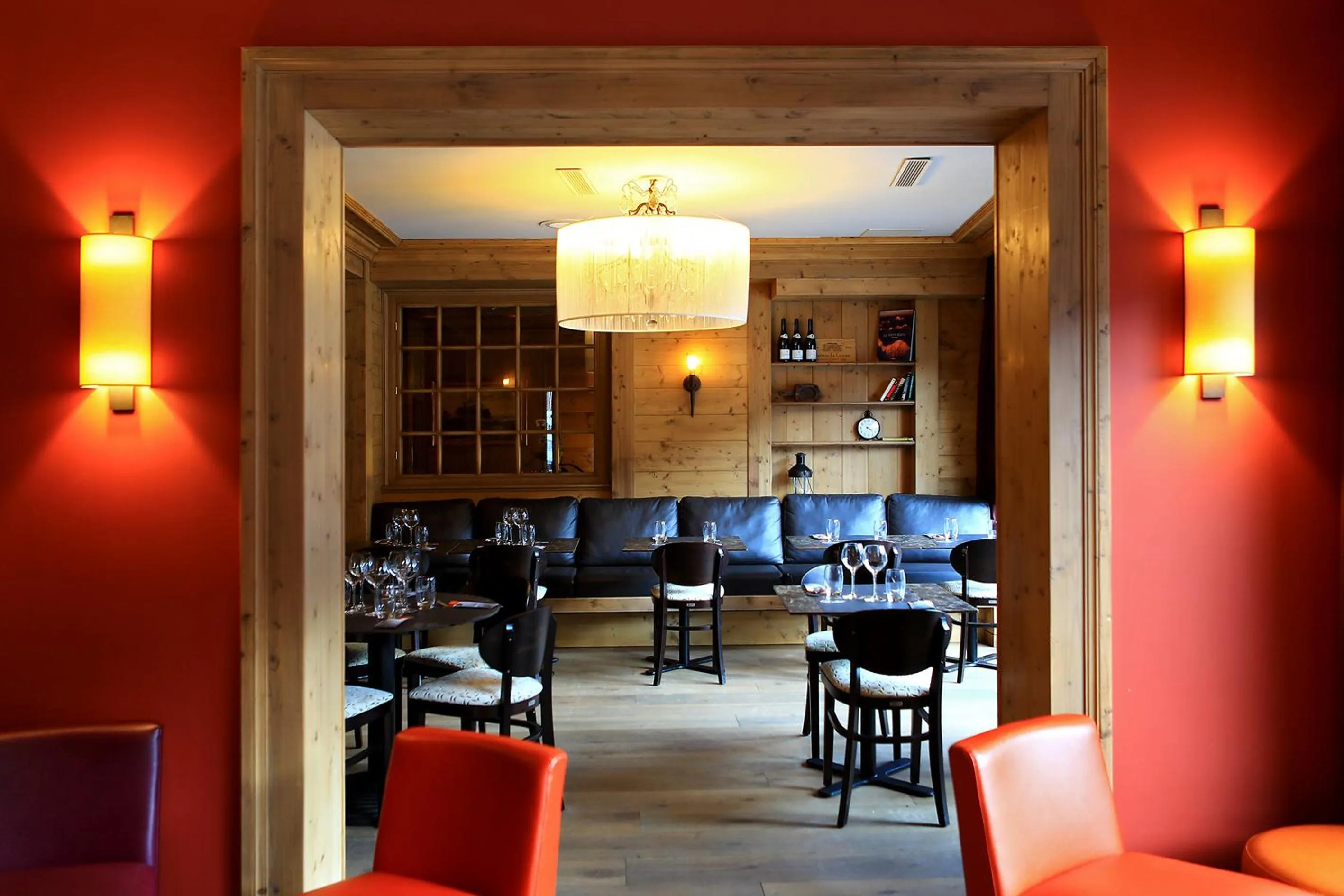 Restaurant/places to eat in Hotel Le Samoyede