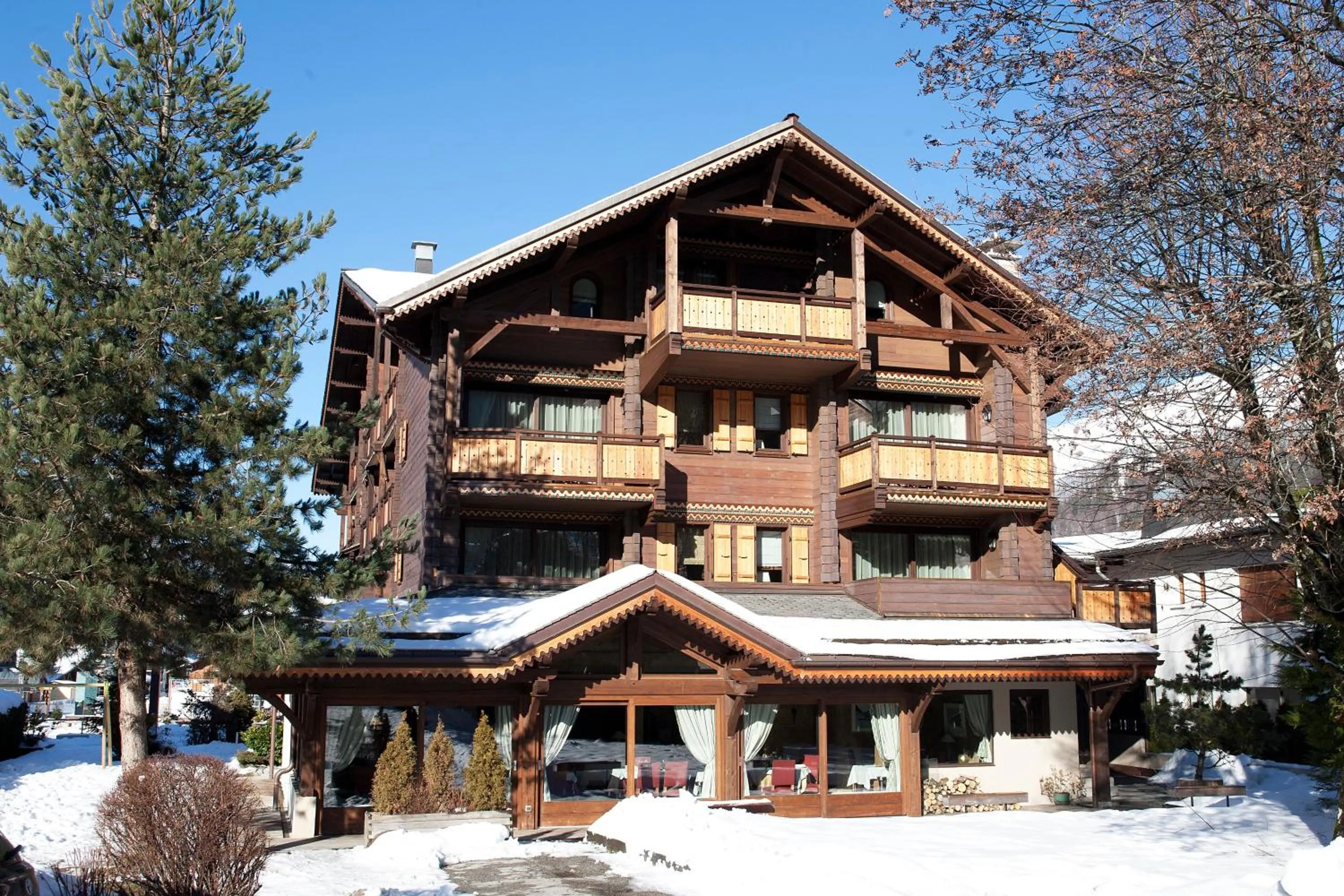 Facade/entrance in Hotel Le Samoyede