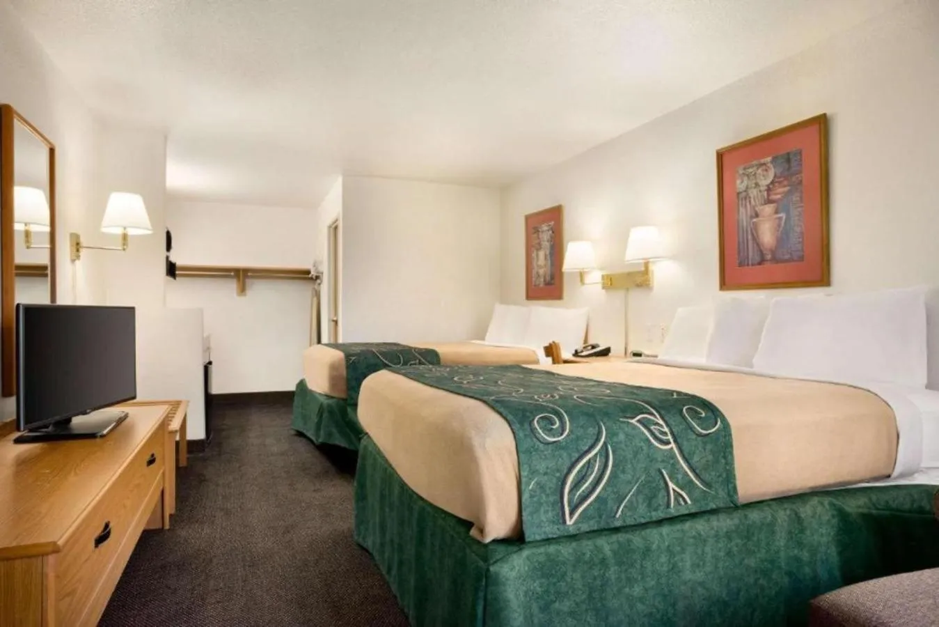 Bed in Travelodge by Wyndham Cheyenne