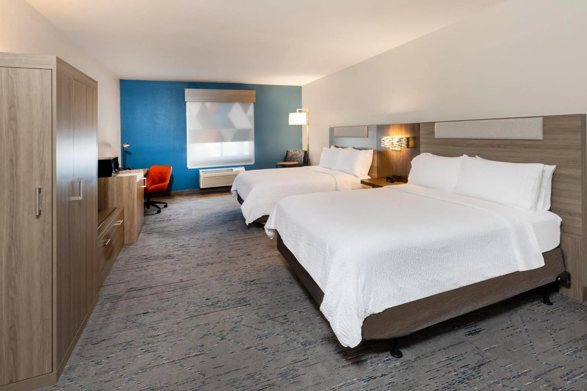 Photo of the whole room, Bed in Holiday Inn Express Hotel & Suites Dumas by IHG
