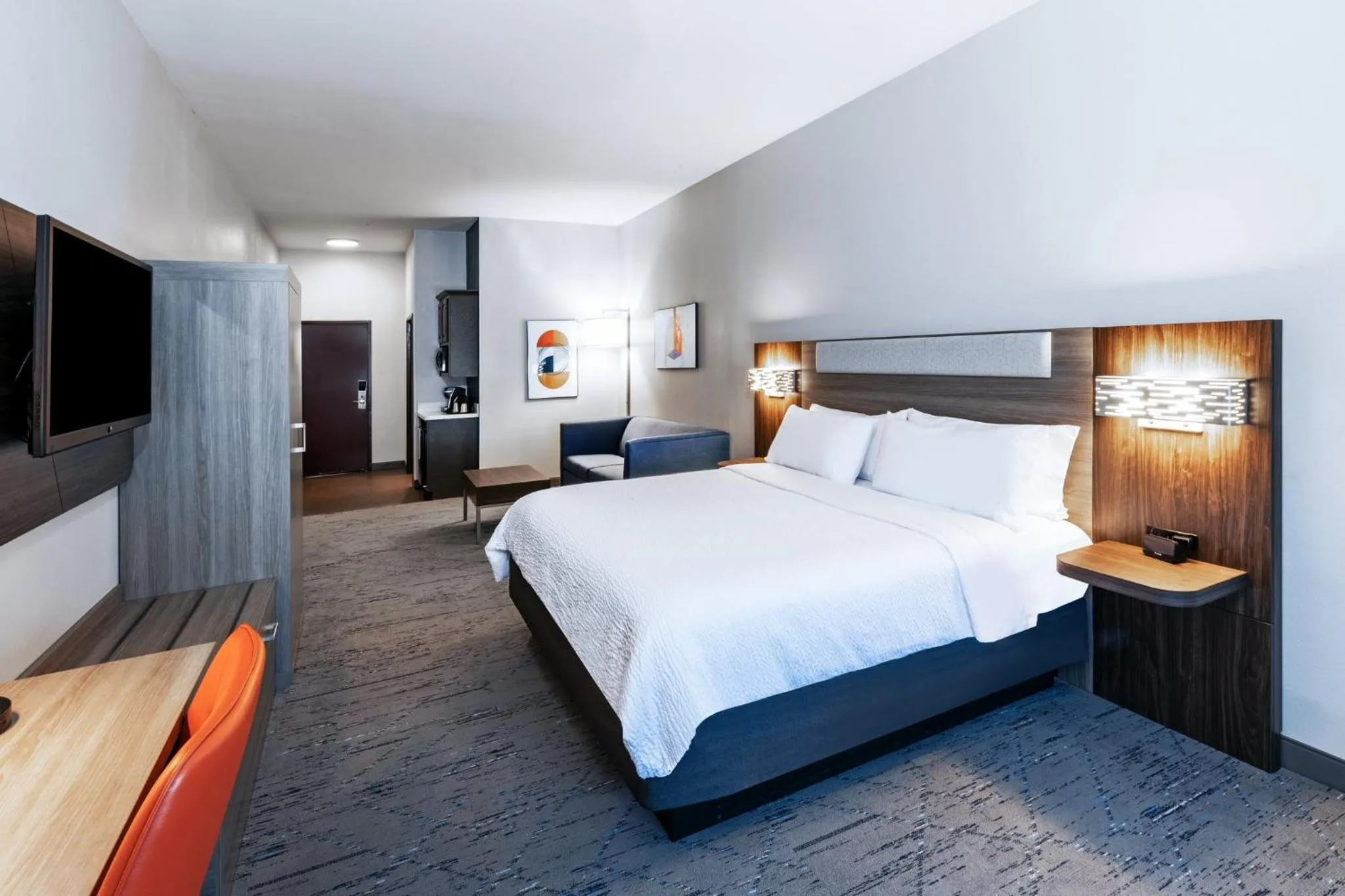 Bedroom, Bed in Holiday Inn Express Hotel & Suites Dumas by IHG