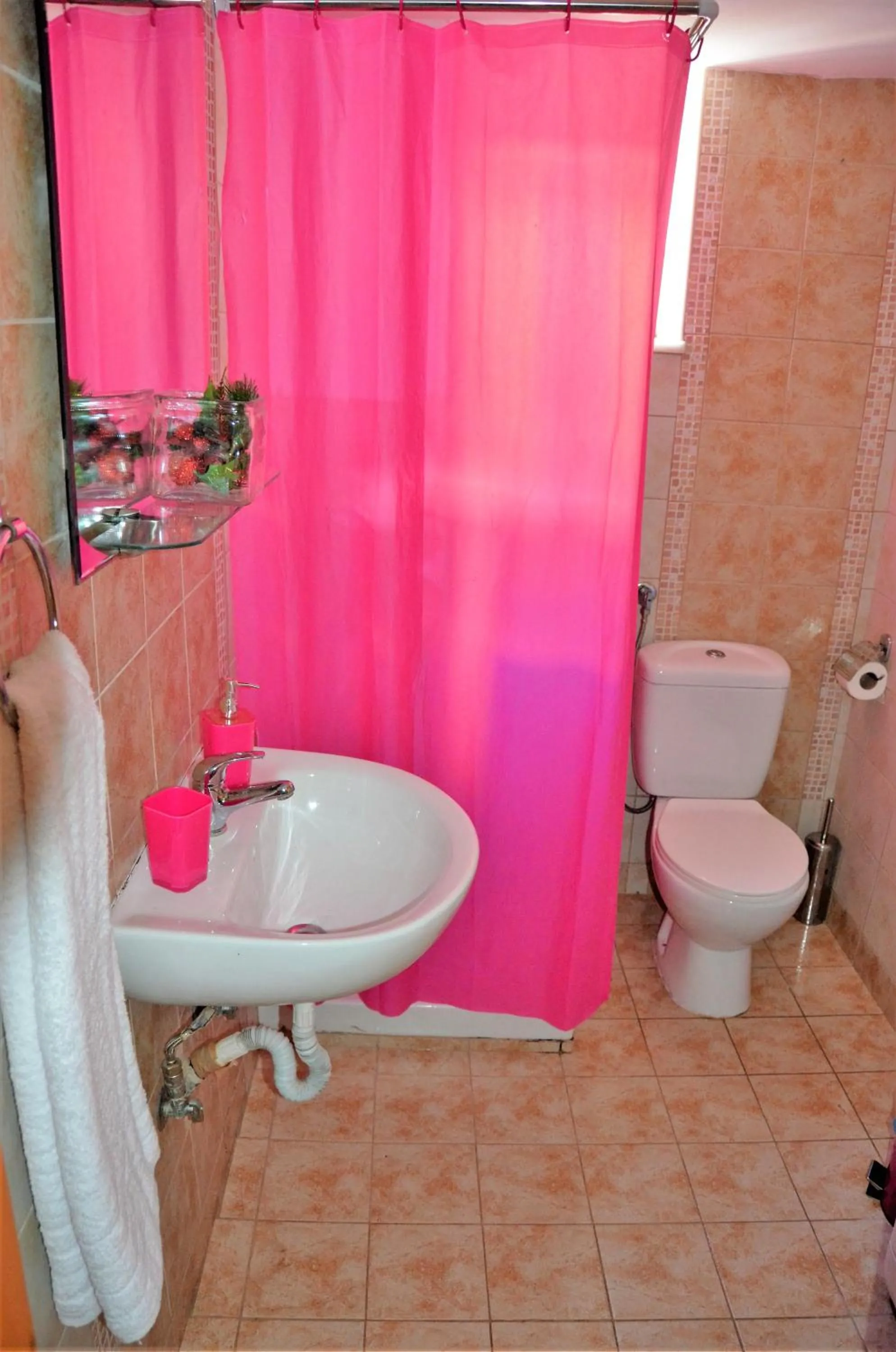 Bathroom in Julies Studios