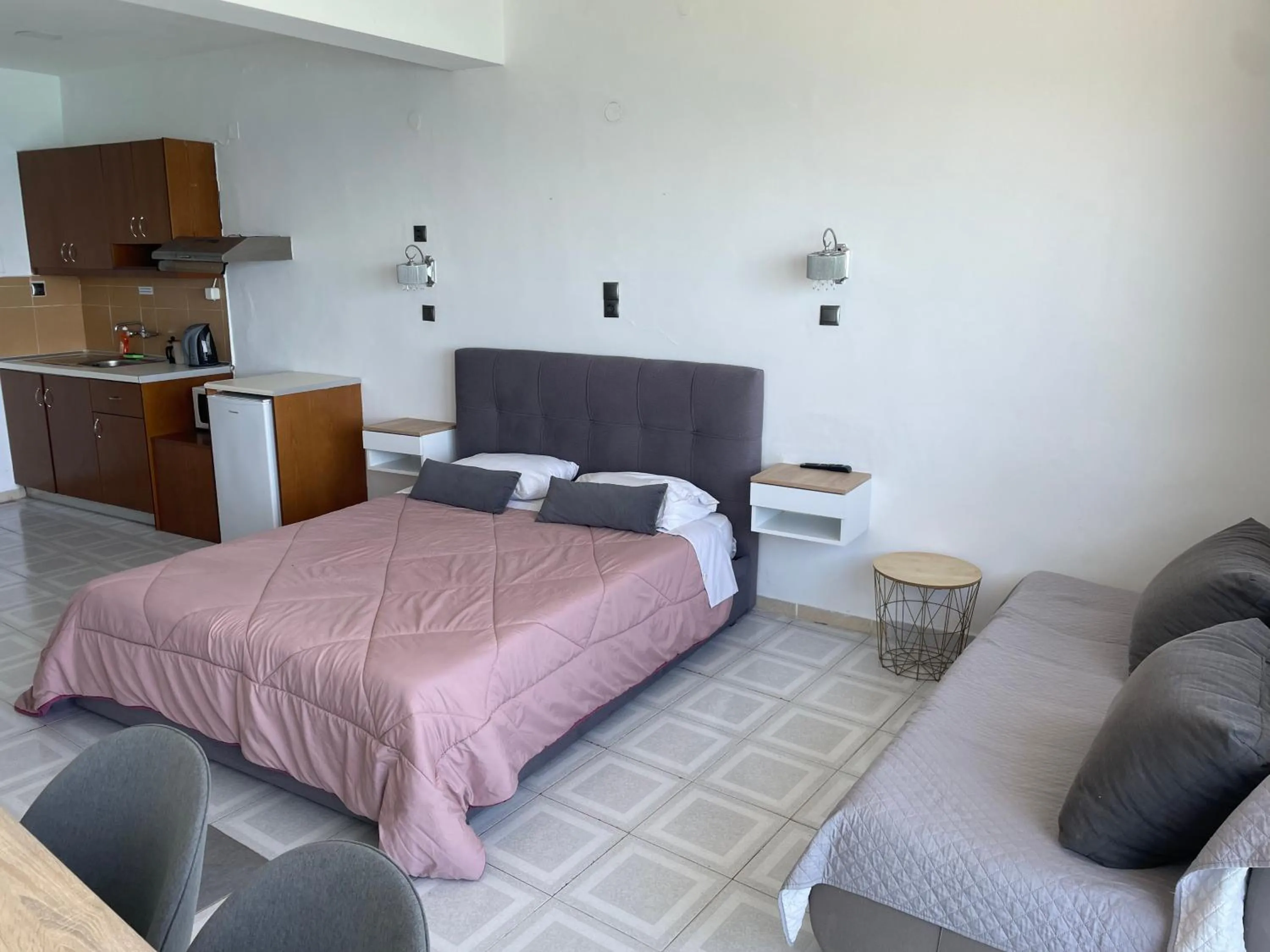 Bed in Julies Studios