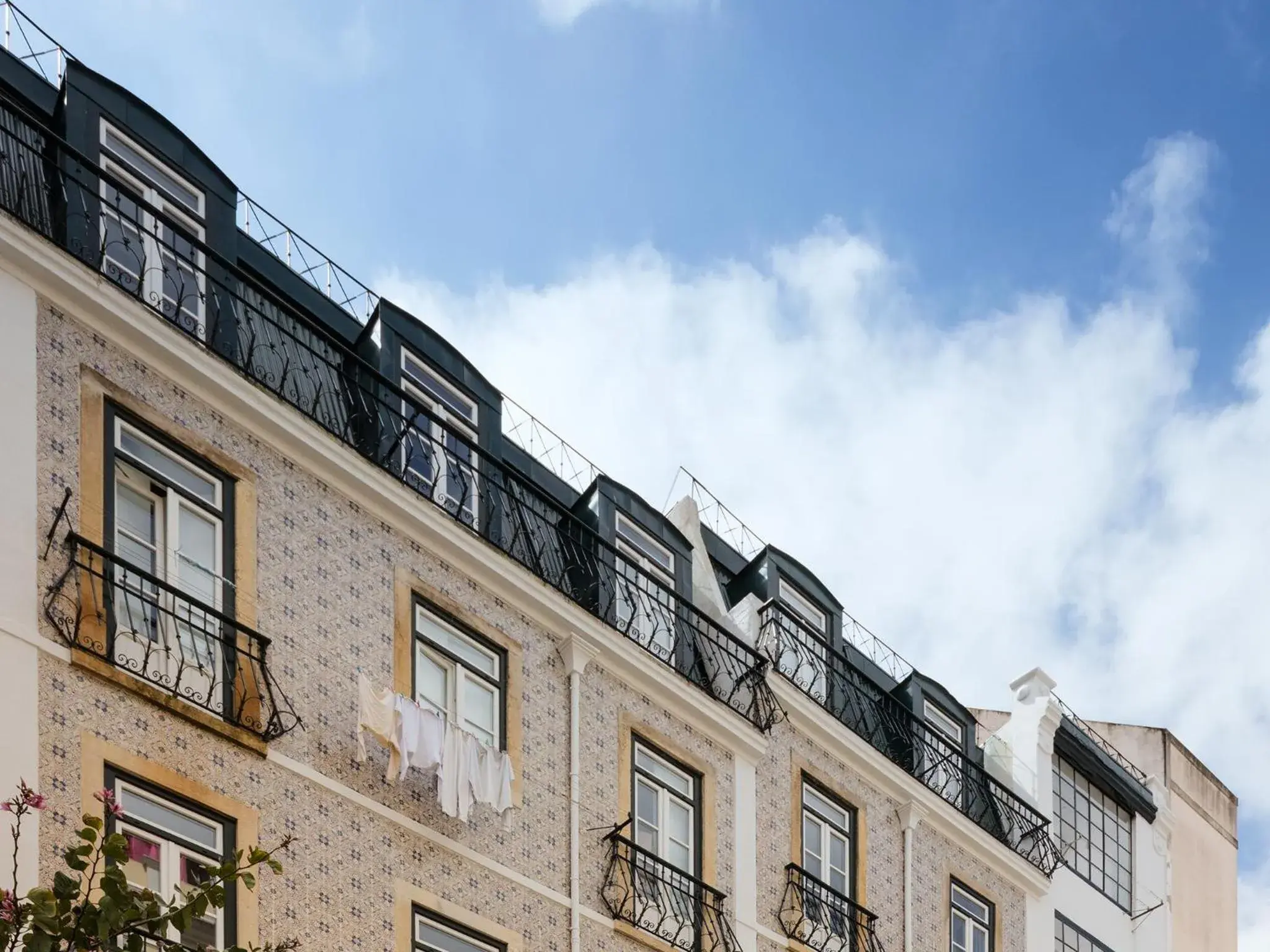 Facade/entrance in Lisbon Serviced Apartments - Castelo S. Jorge Facade/entrance in Lisbon Serviced Apartments - Castelo S. Jorge