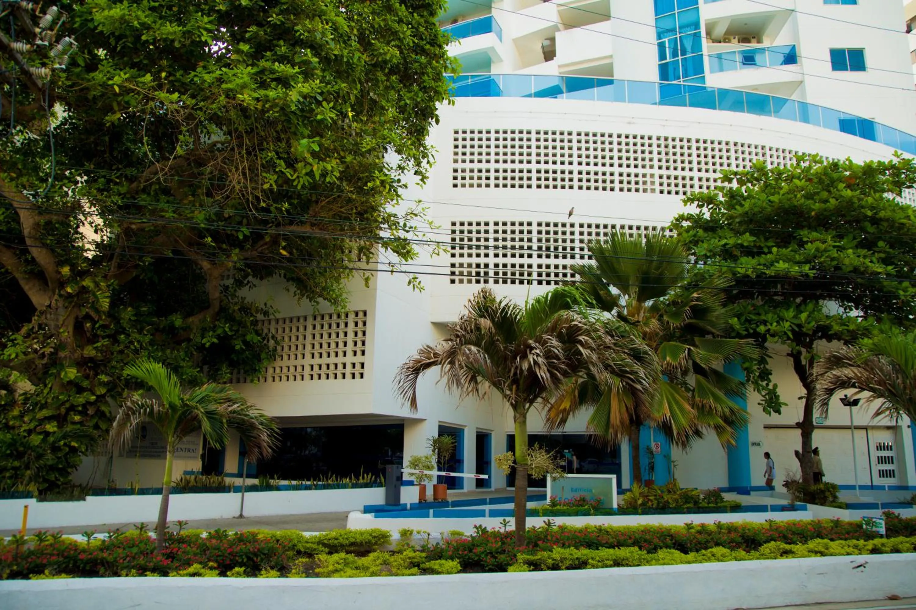 Property building in Apartamento Vista Mar 1707
