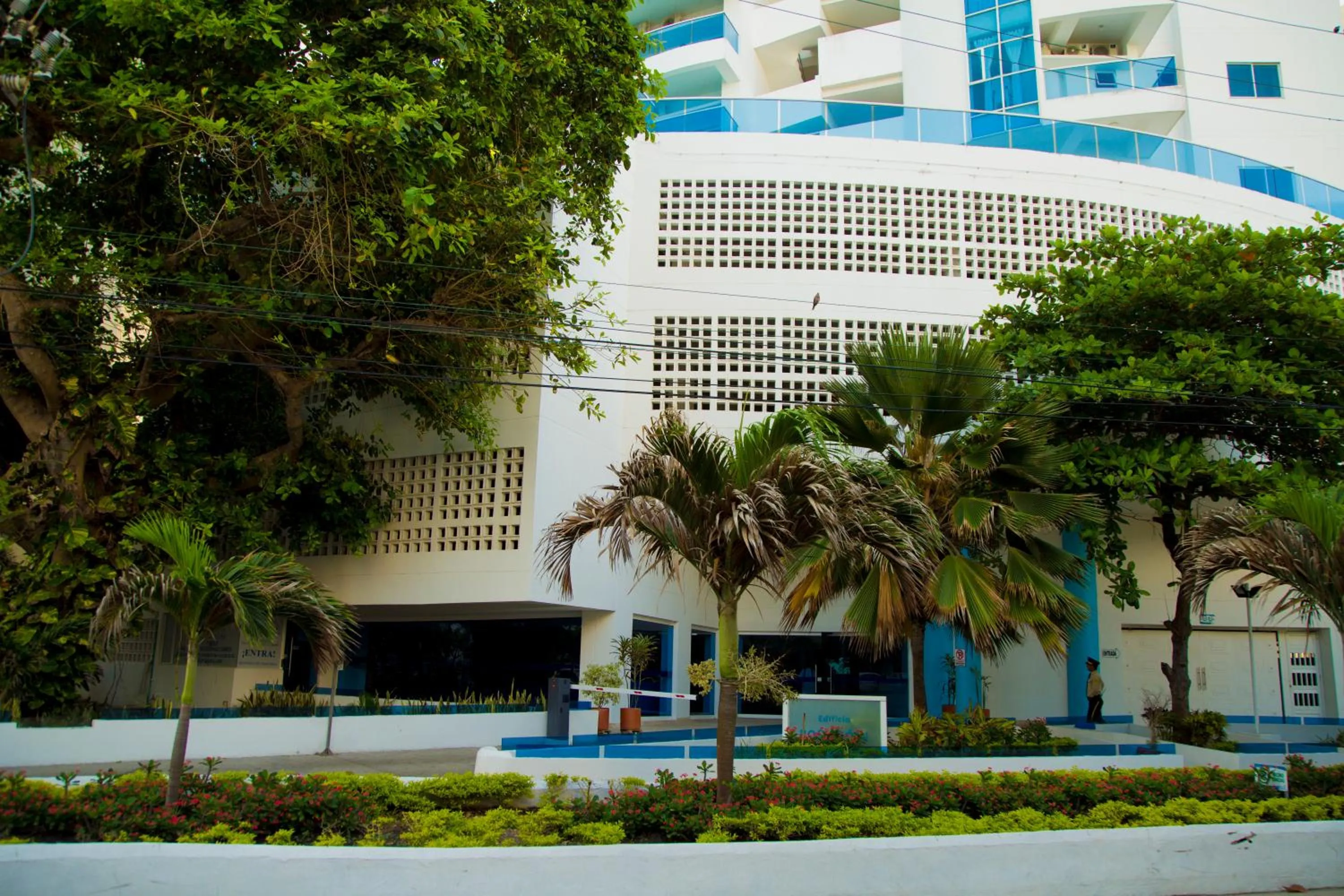 Property building in Apartamento Vista Mar 1707