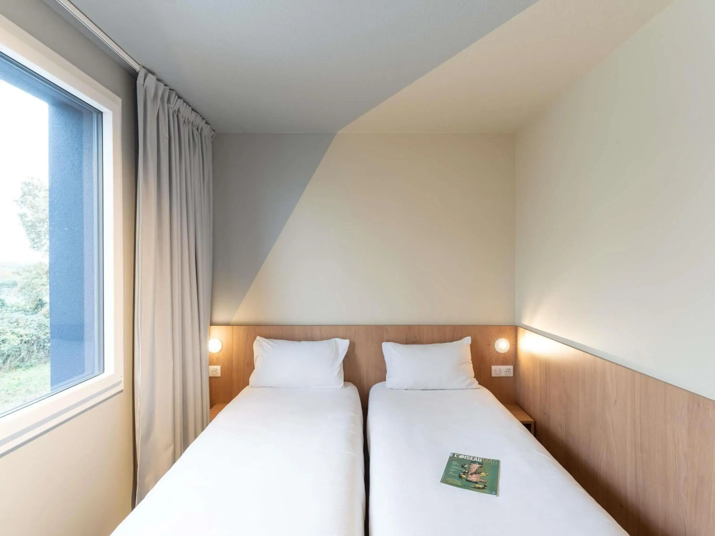 Bedroom, Bed in Hotel Ibis Budget Rennes Cesson Bedroom, Bed in Hotel Ibis Budget Rennes Cesson