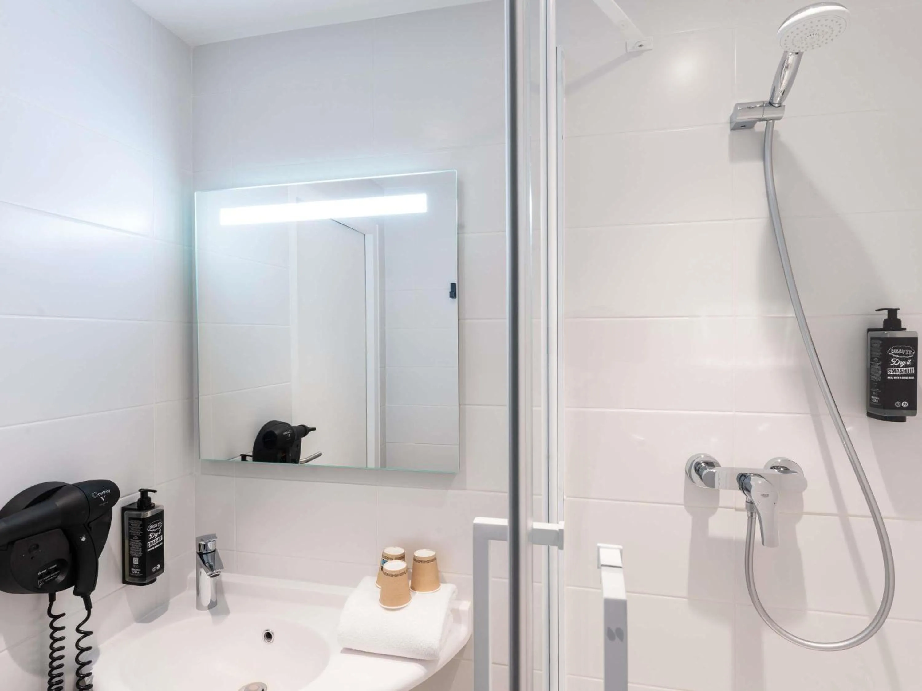 Bedroom in Hotel Ibis Budget Rennes Cesson