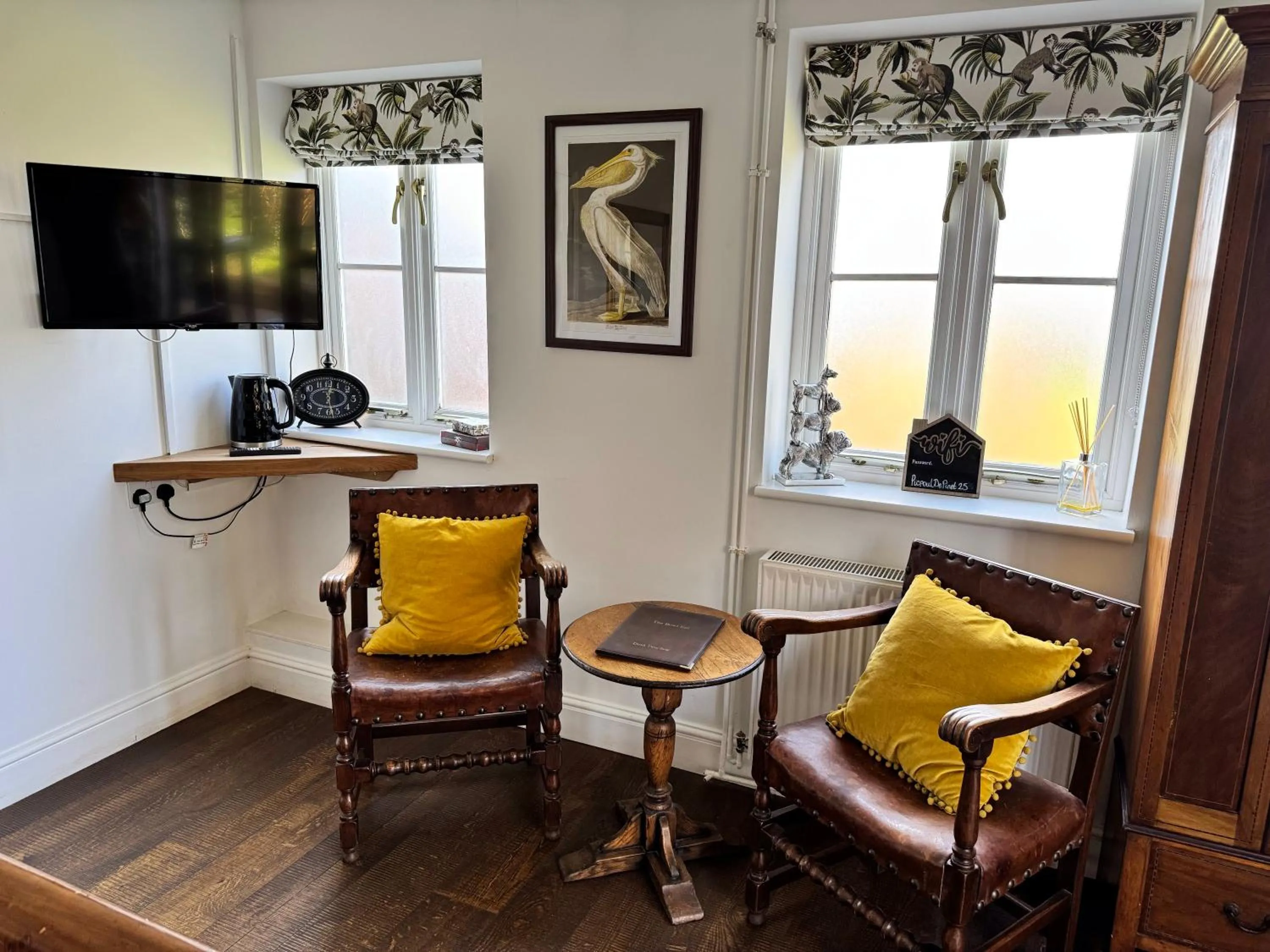 TV and multimedia in The Bowl Inn