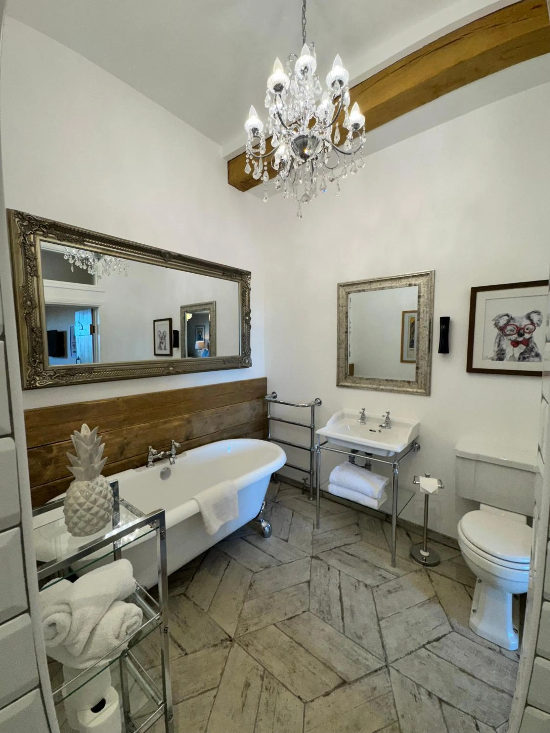 Toilet in The Bowl Inn