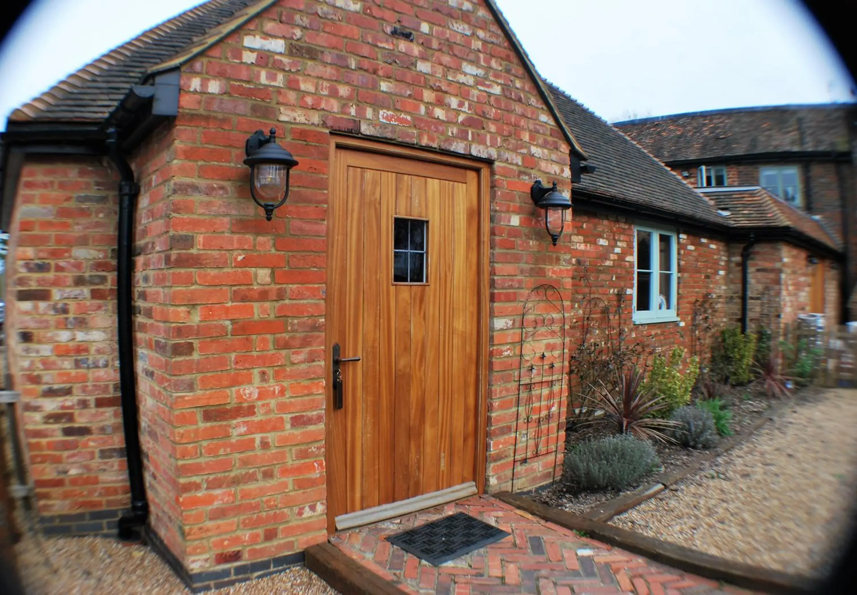 Facade/entrance in The Bowl Inn Facade/entrance in The Bowl Inn