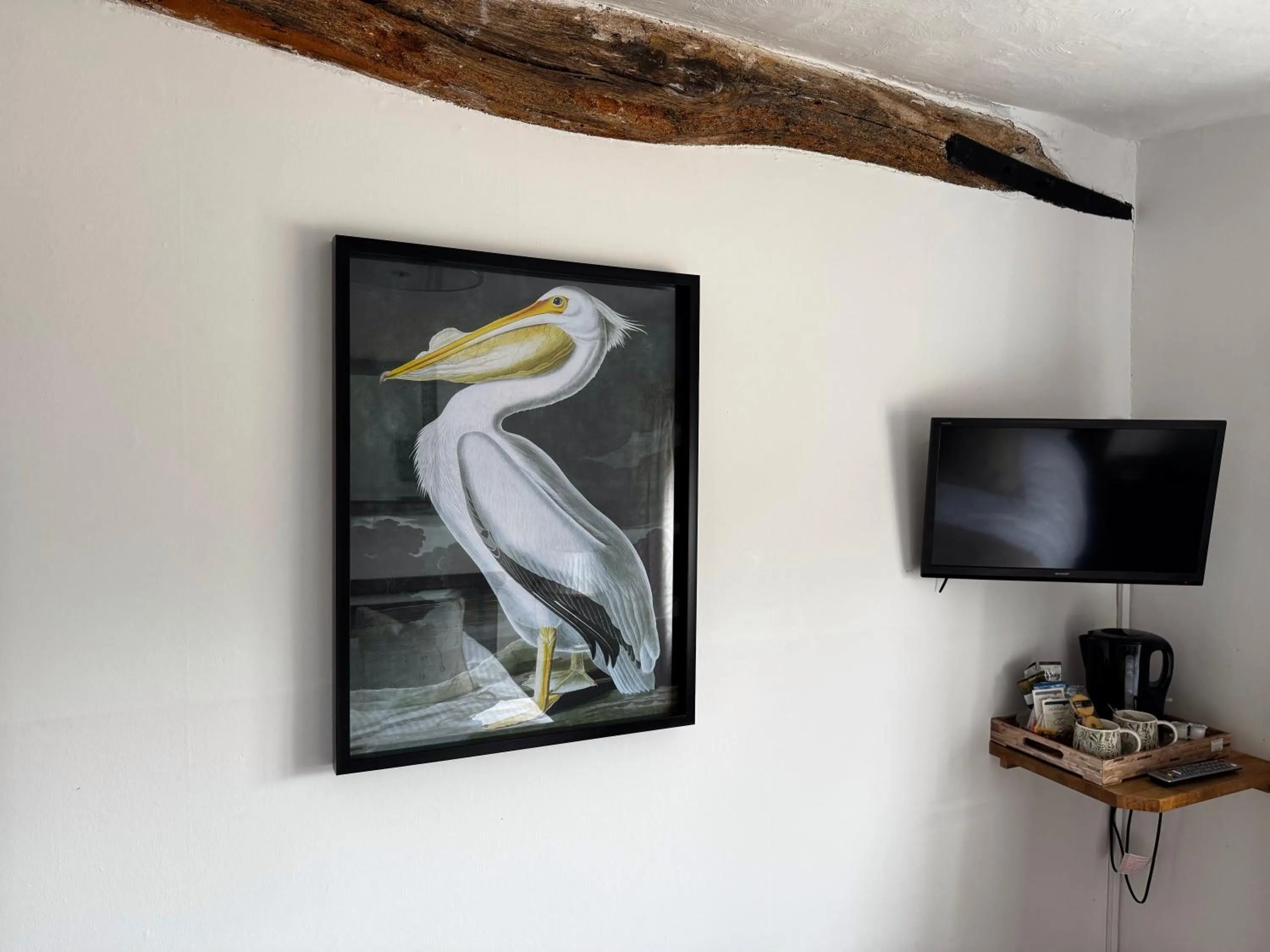 TV and multimedia in The Bowl Inn