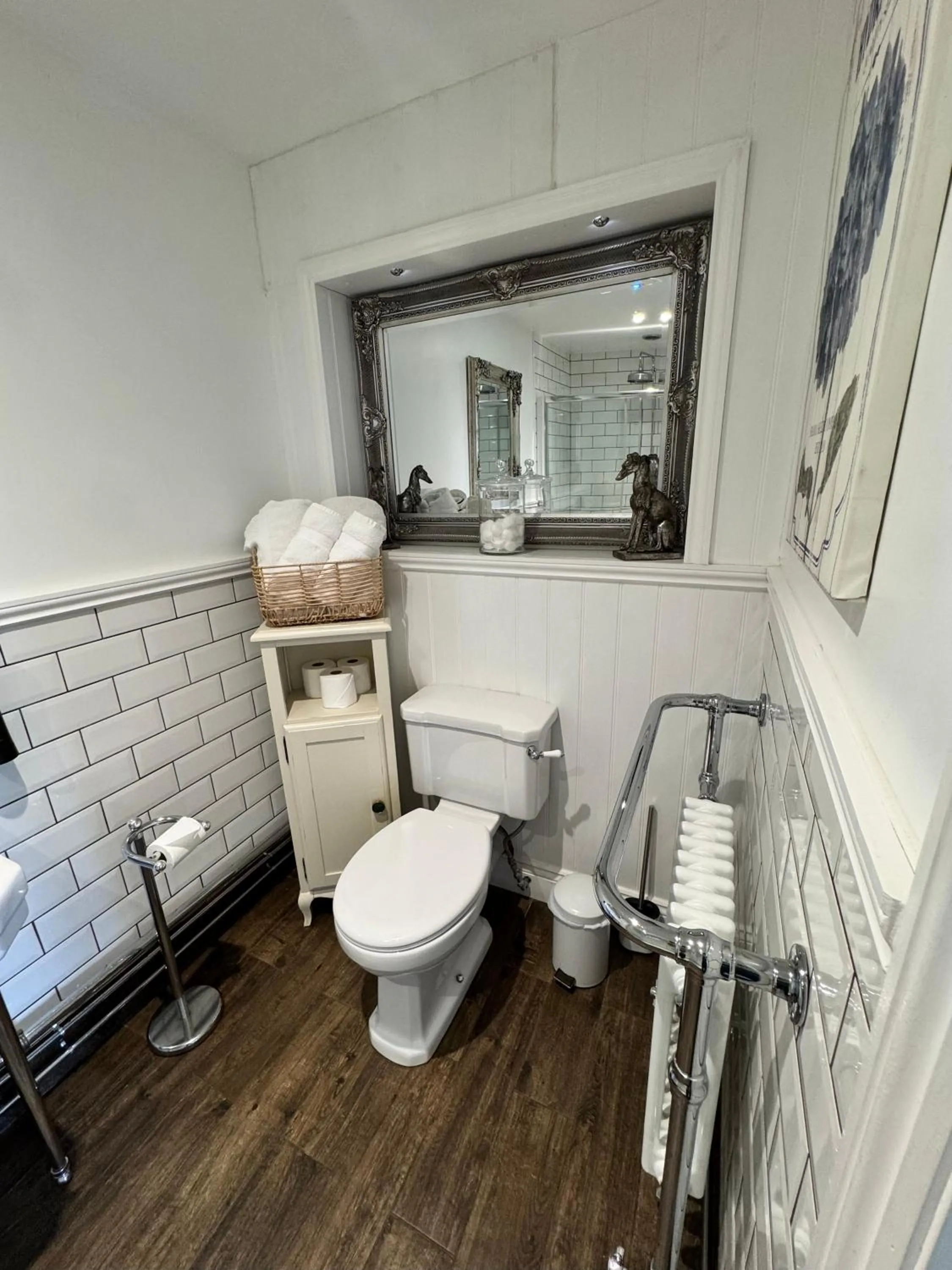 Toilet in The Bowl Inn